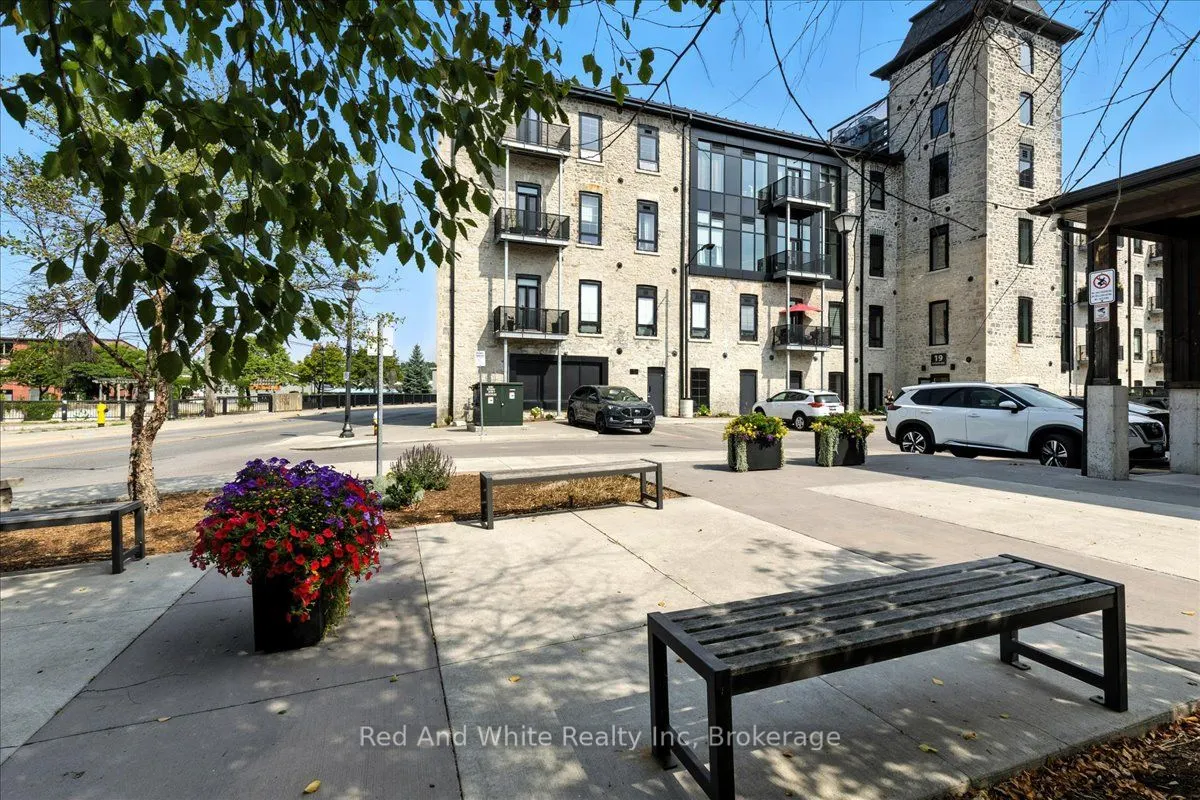 19 Guelph Avenue, #408