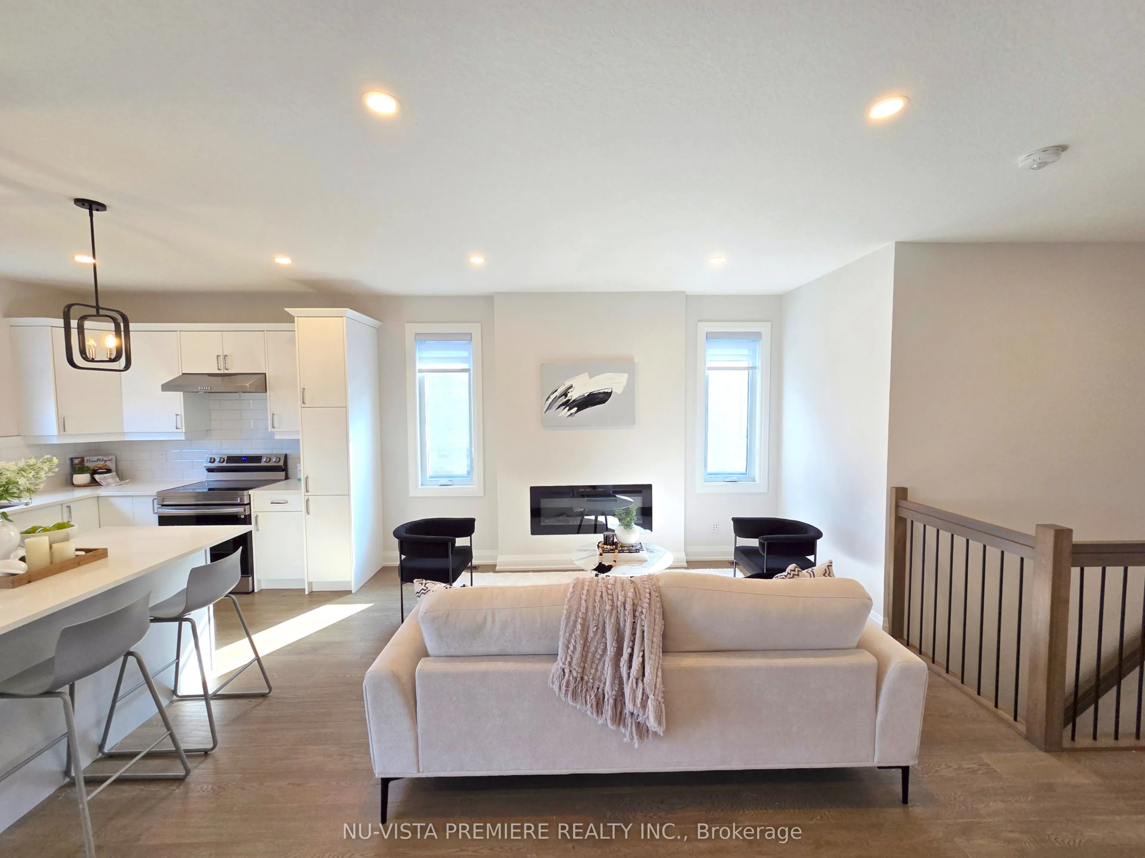 383 Daventry Way, #69
