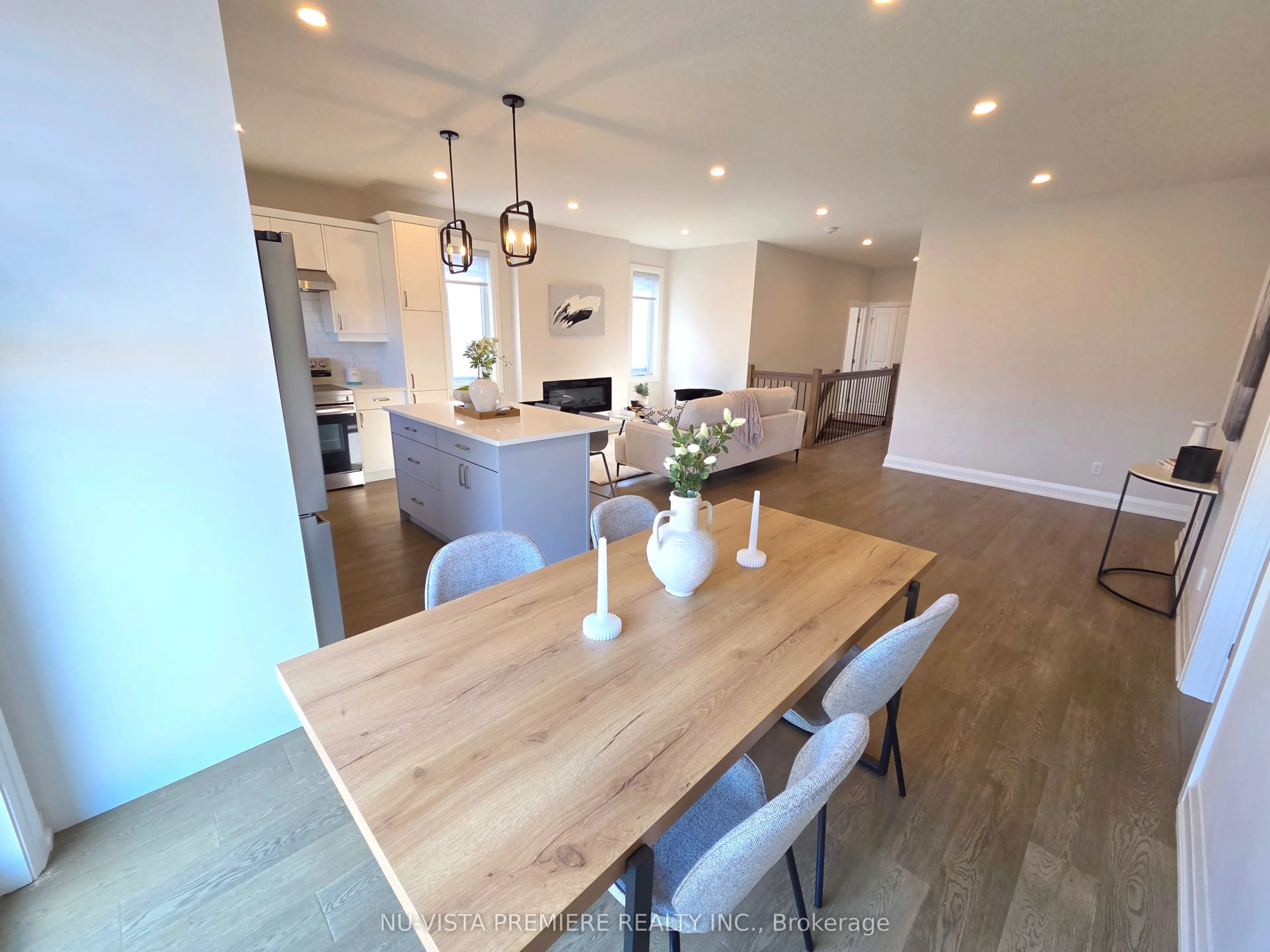 383 Daventry Way, #69