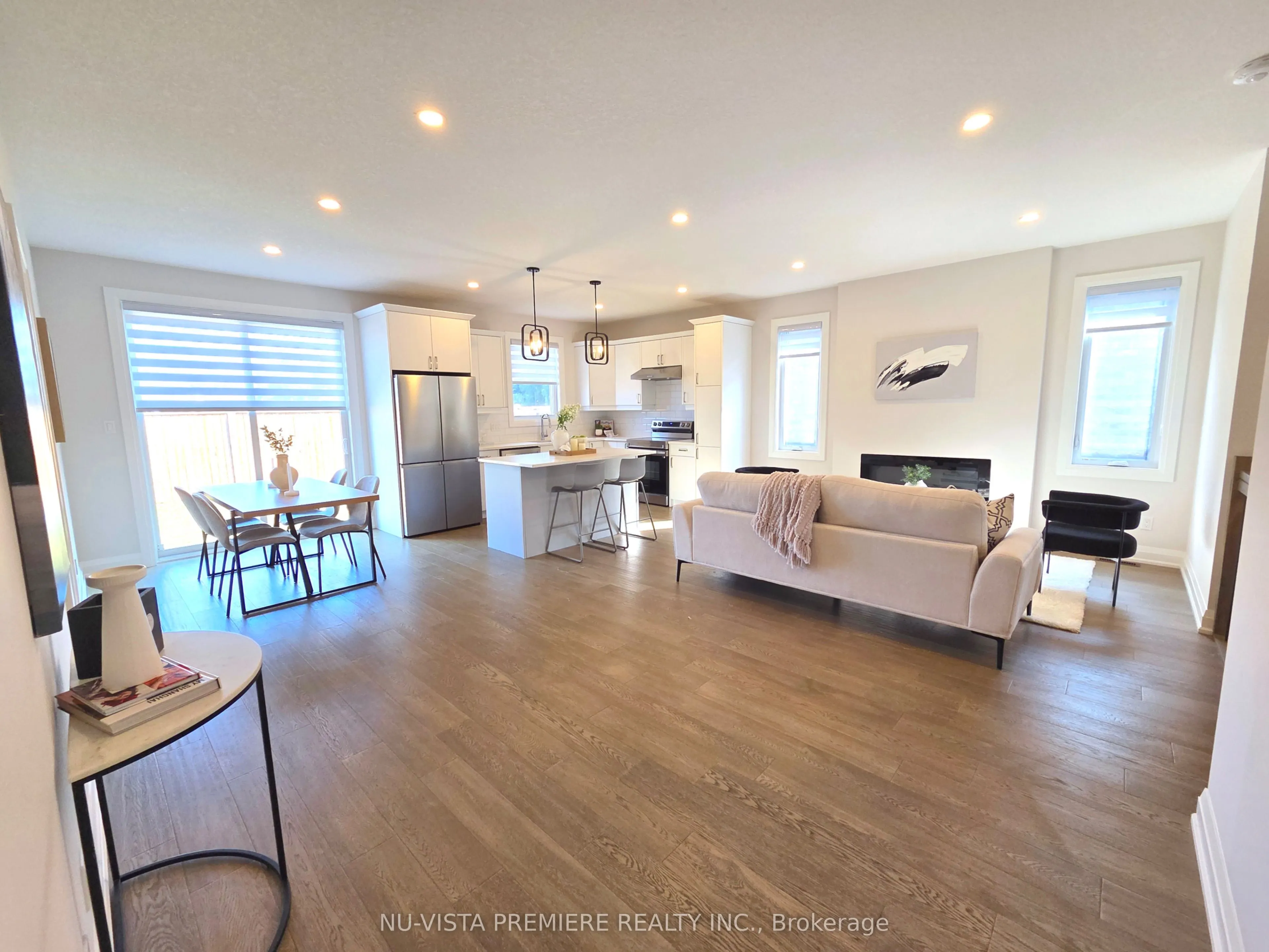 383 Daventry Way, #69