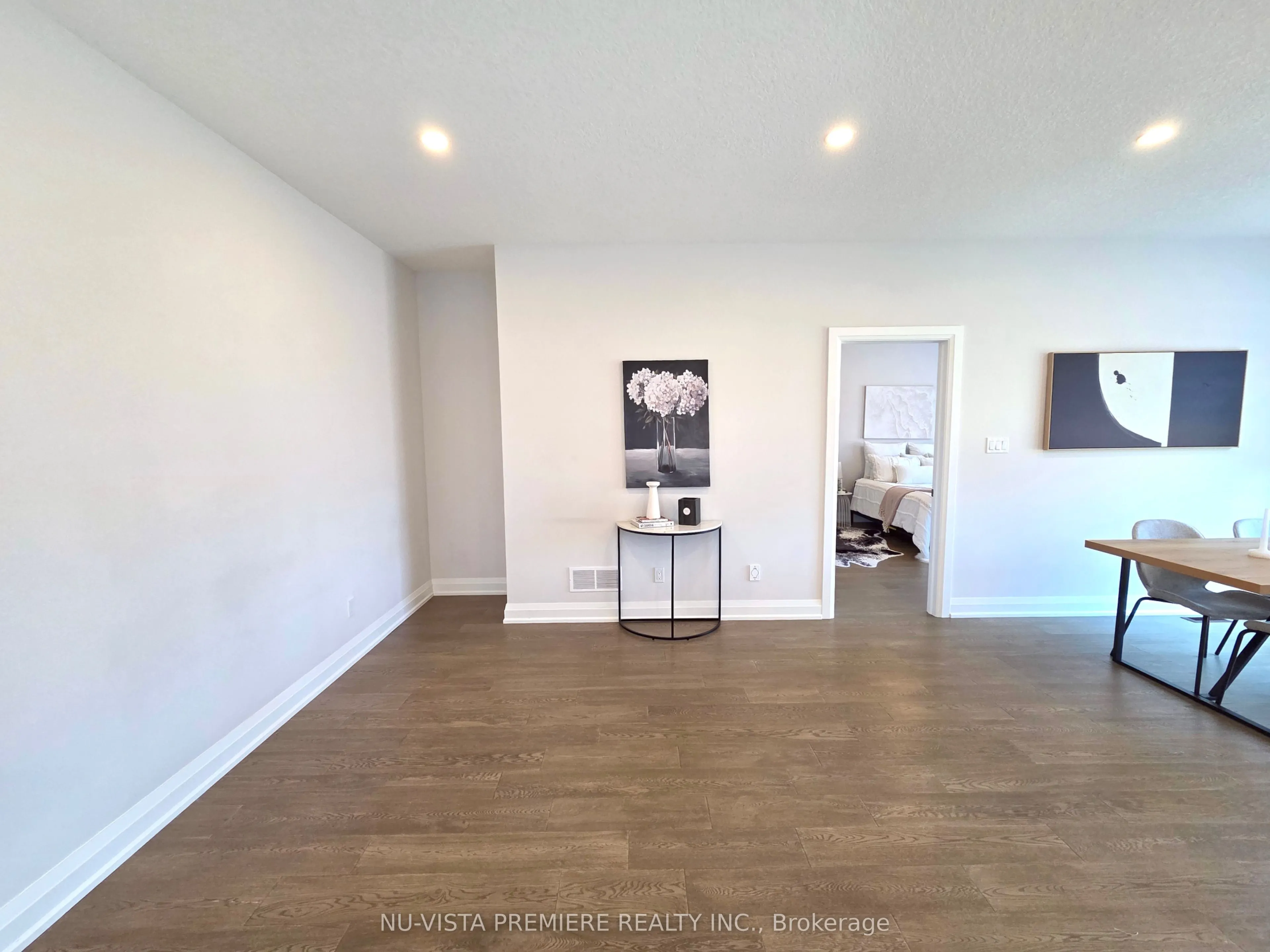 383 Daventry Way, #69