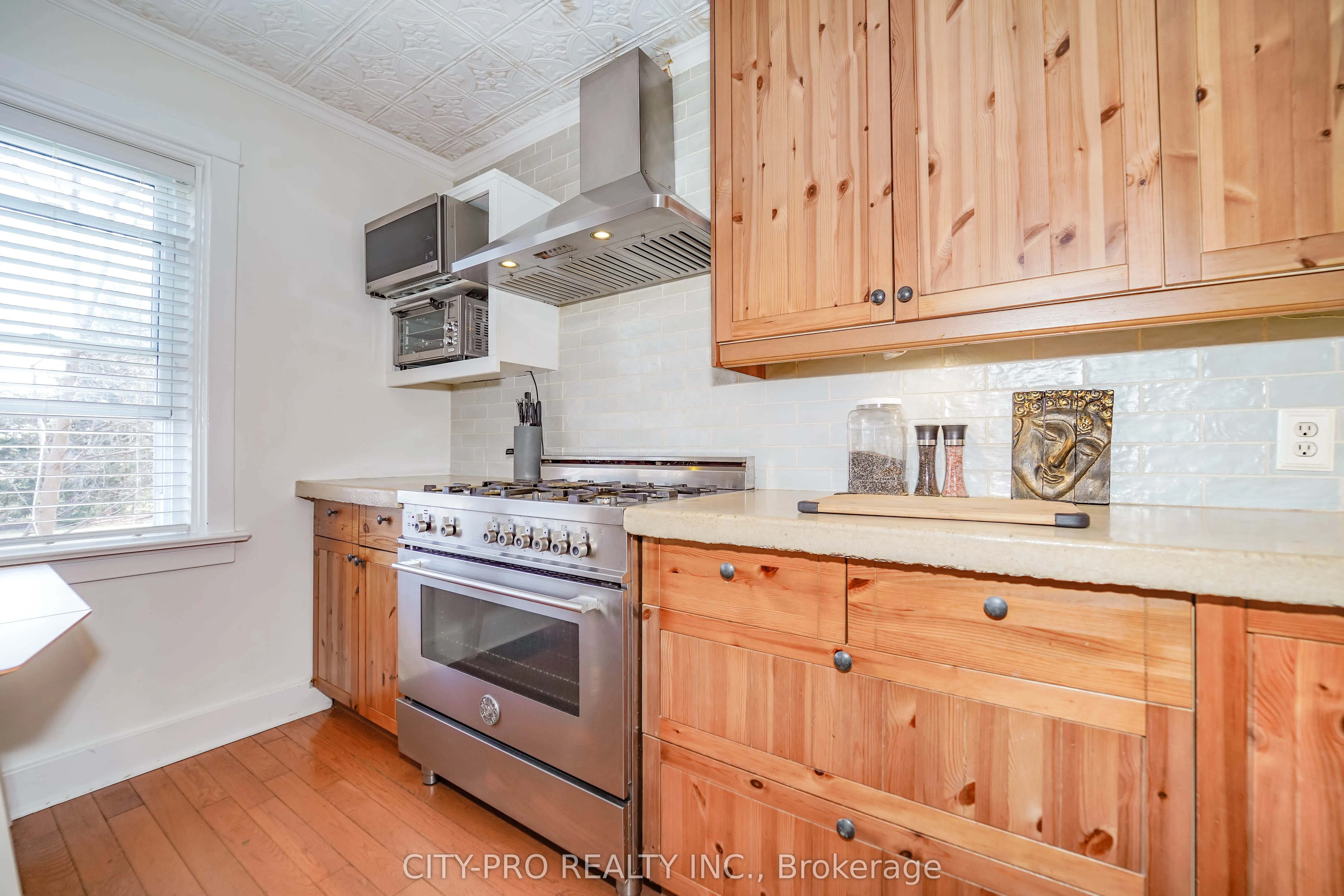 443 5th Concession Road W