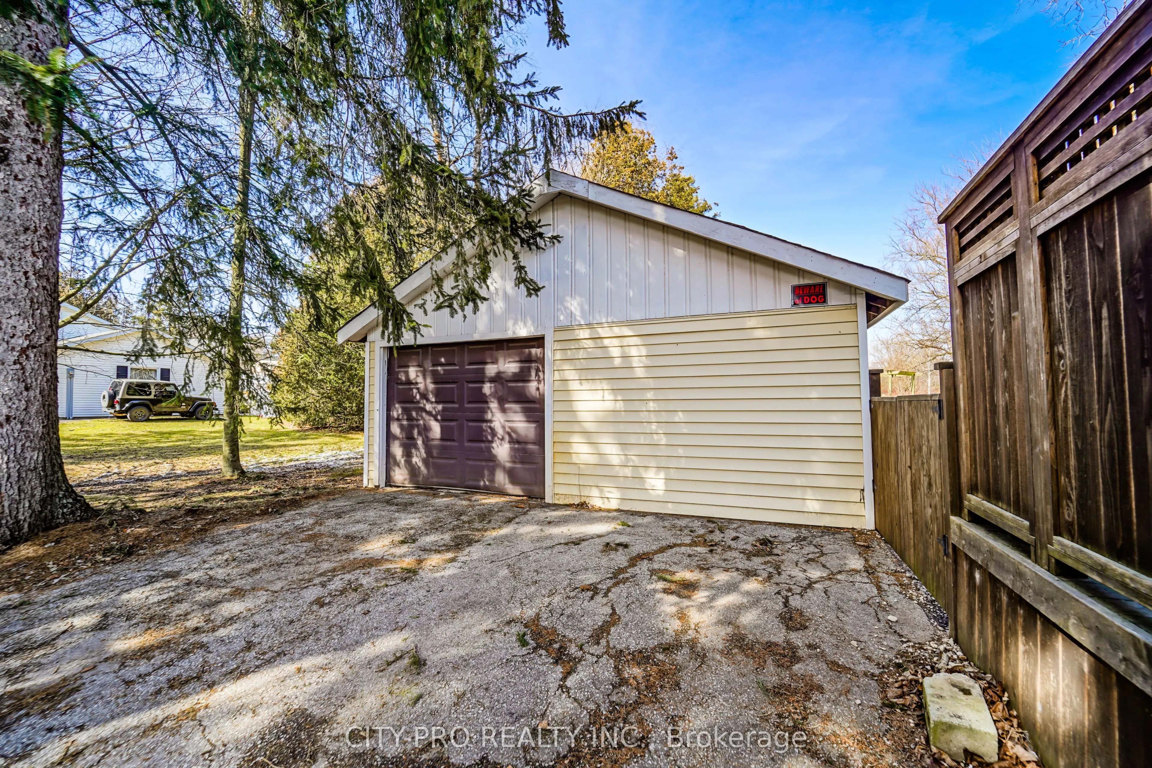 443 5th Concession Road W
