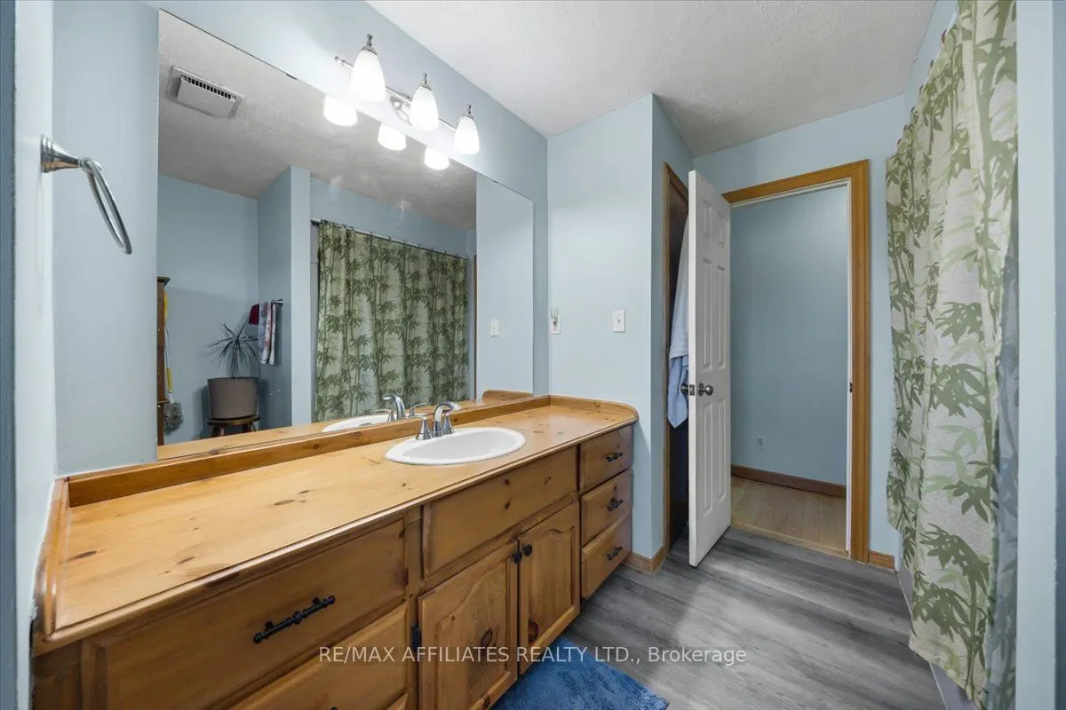 229 Kitley South Elmsley Townline Road