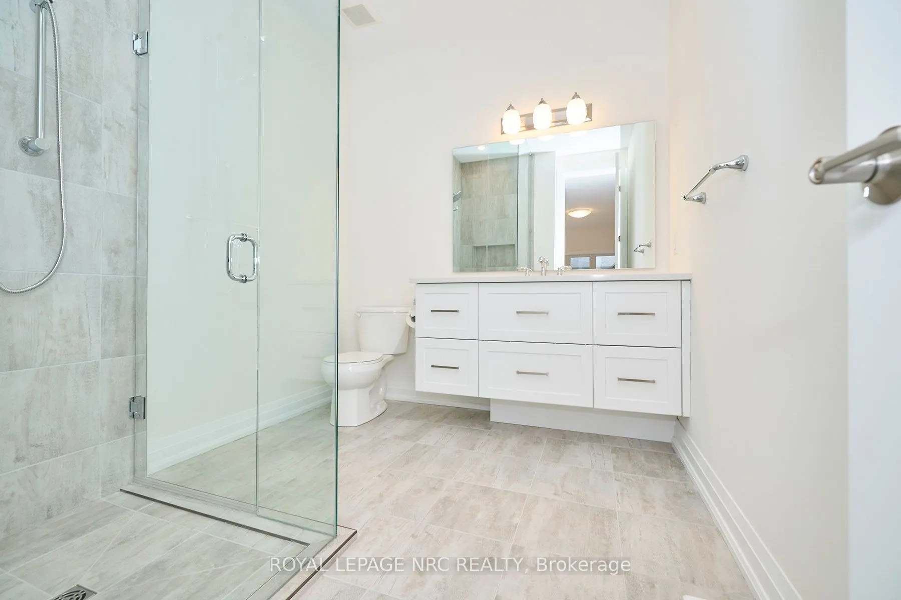9150 WILLOUGHBY Drive, #32