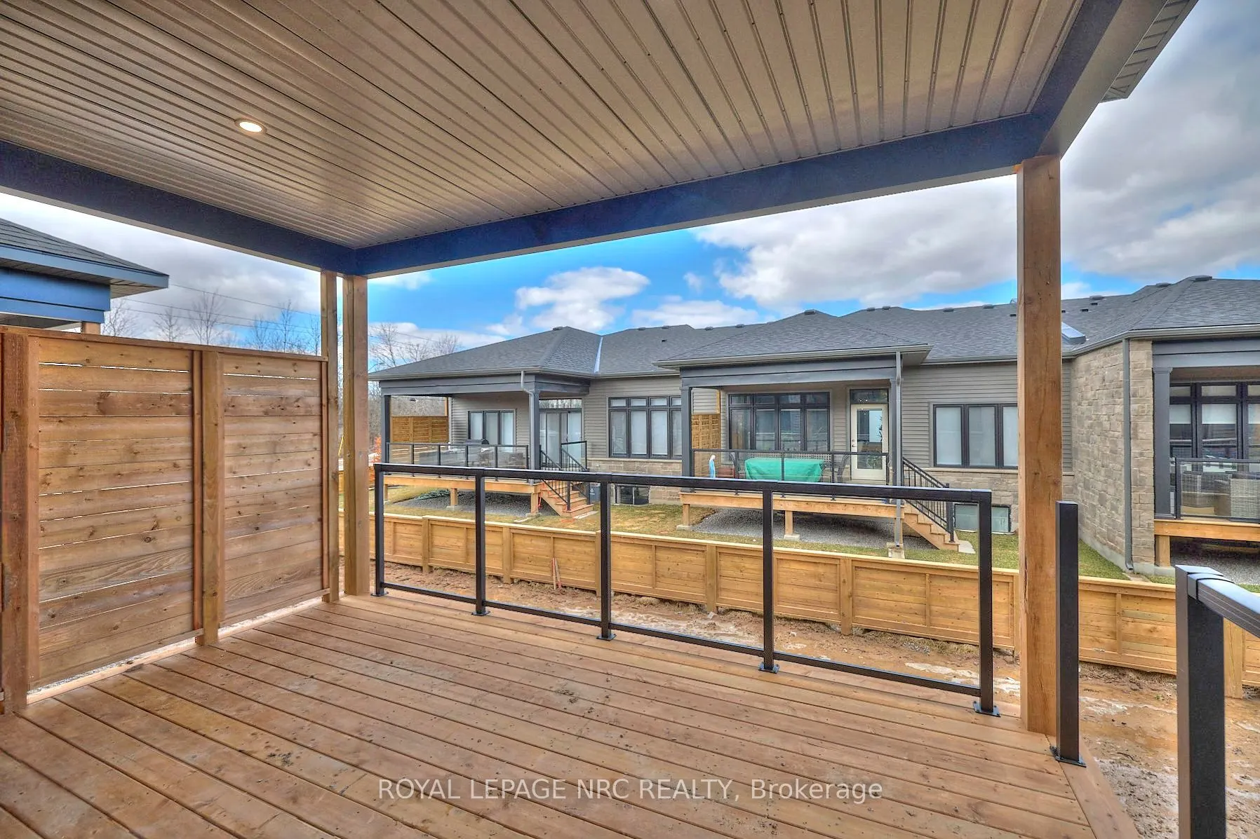 9150 WILLOUGHBY Drive, #32