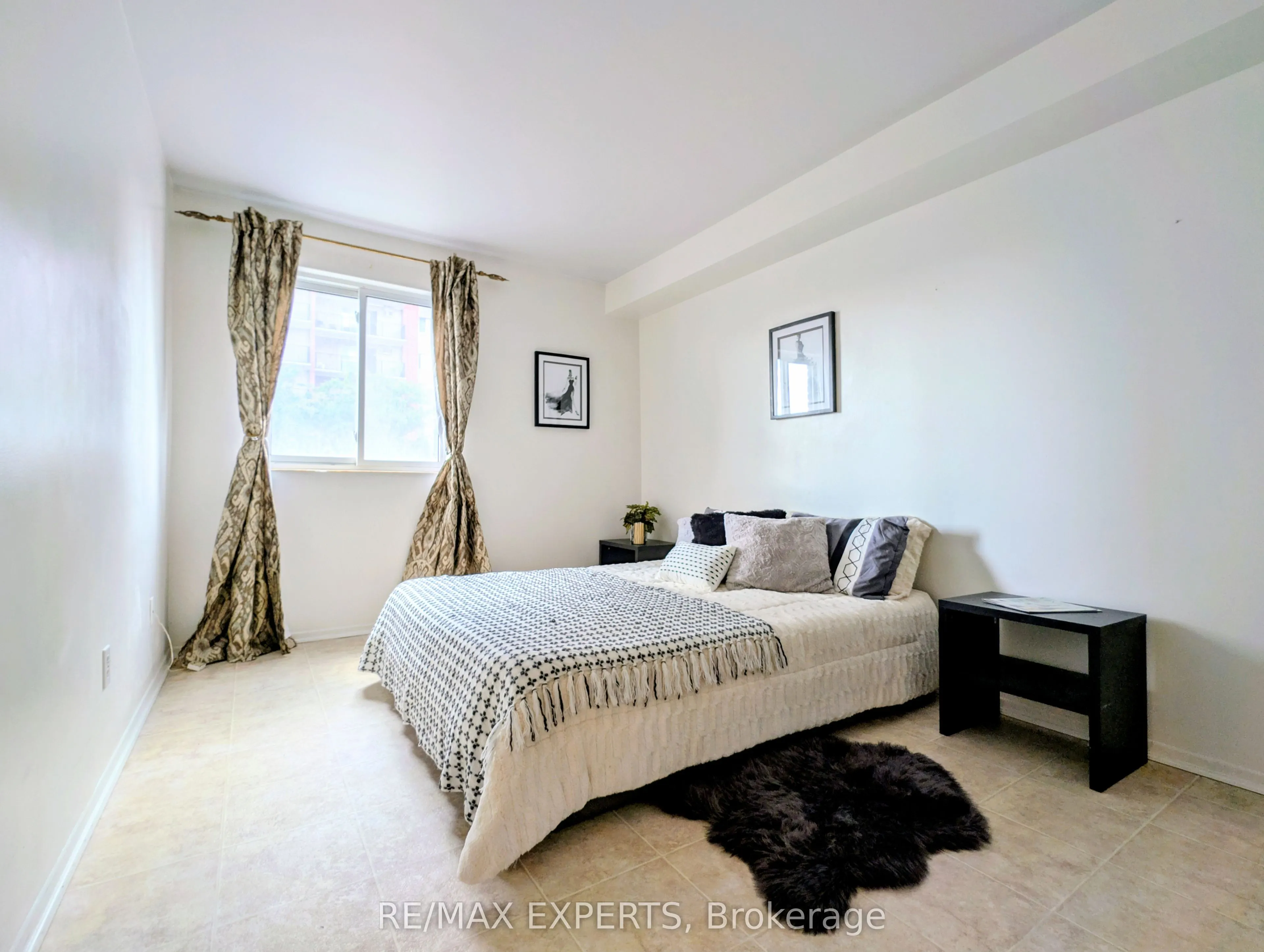 8591 Riverside Drive E, #410