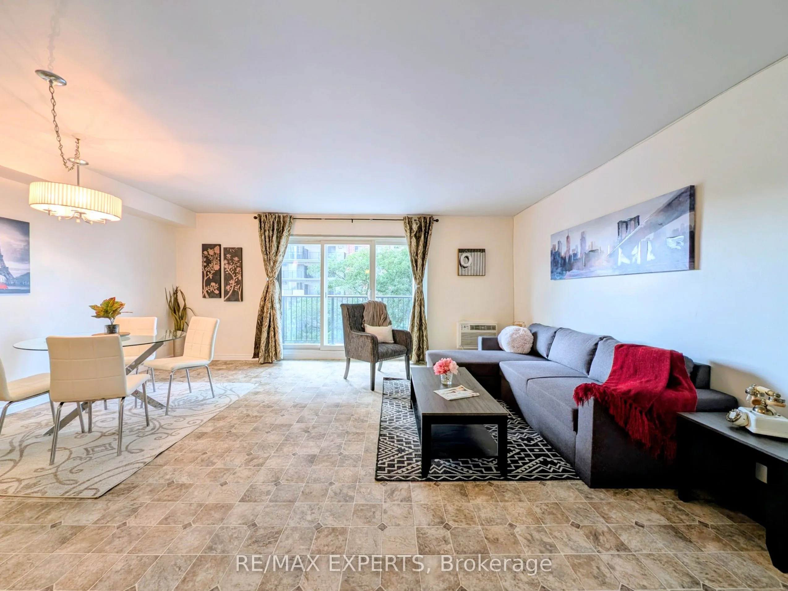 8591 Riverside Drive E, #410