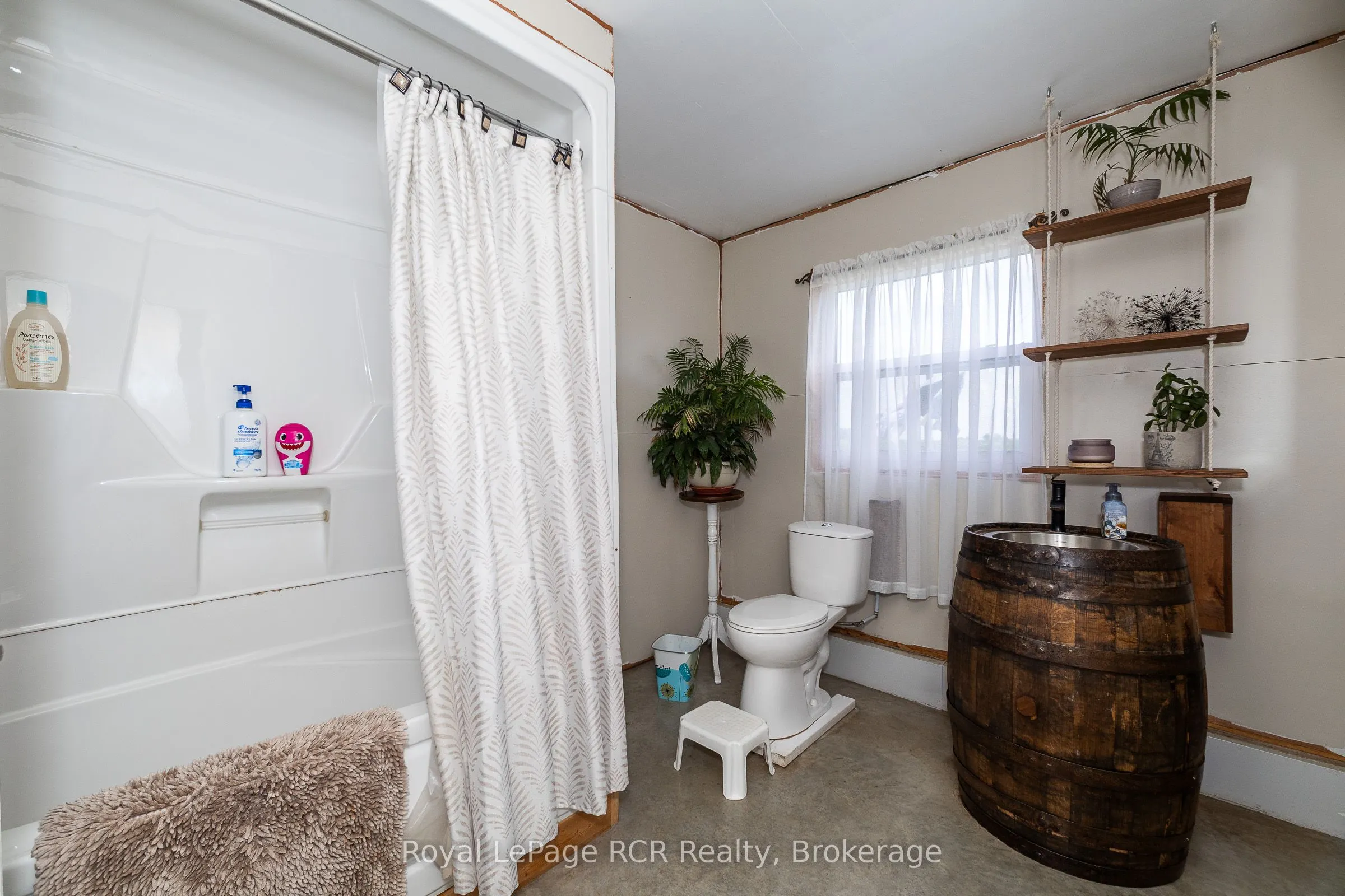 1720 Bruce 10 Road