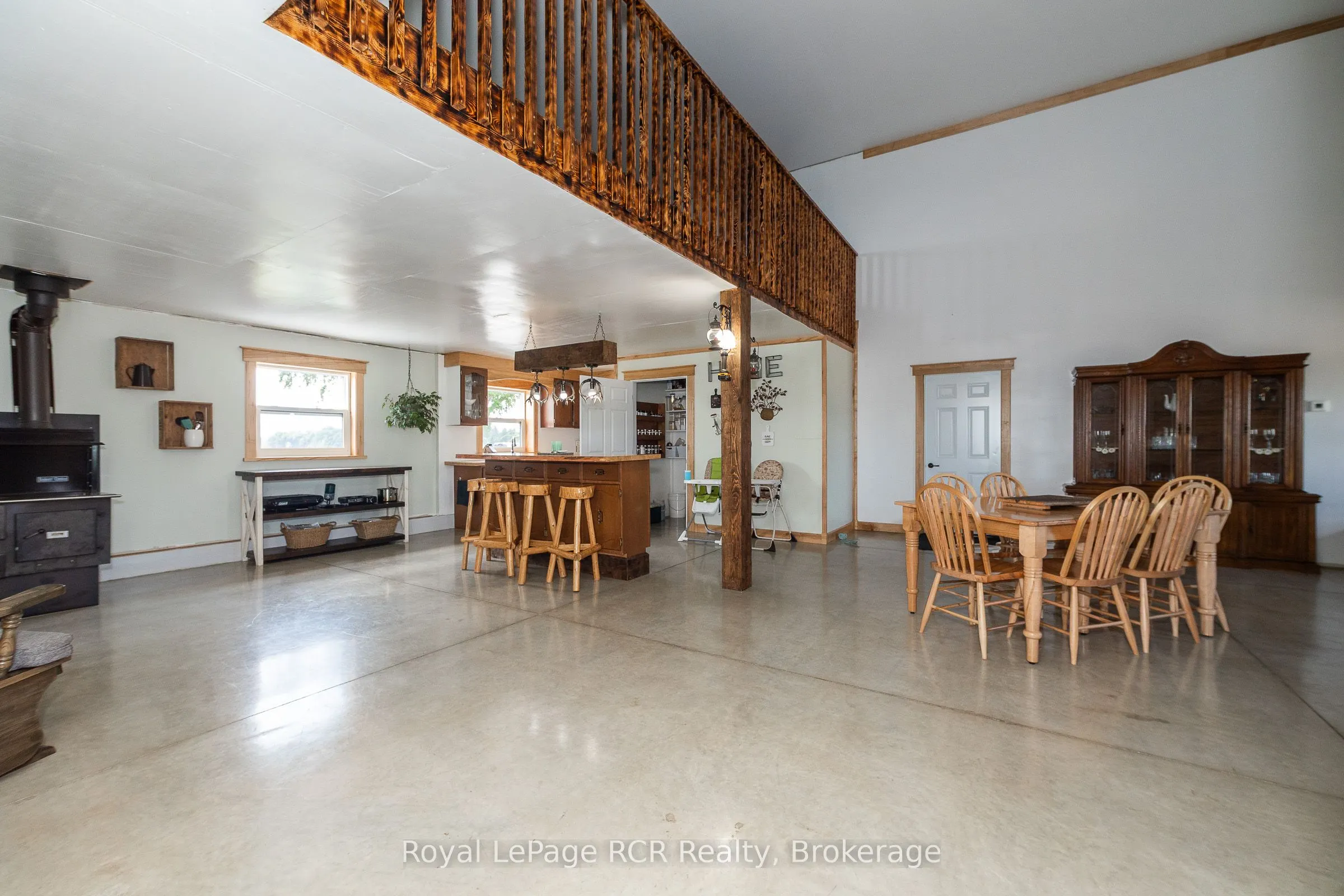 1720 Bruce 10 Road