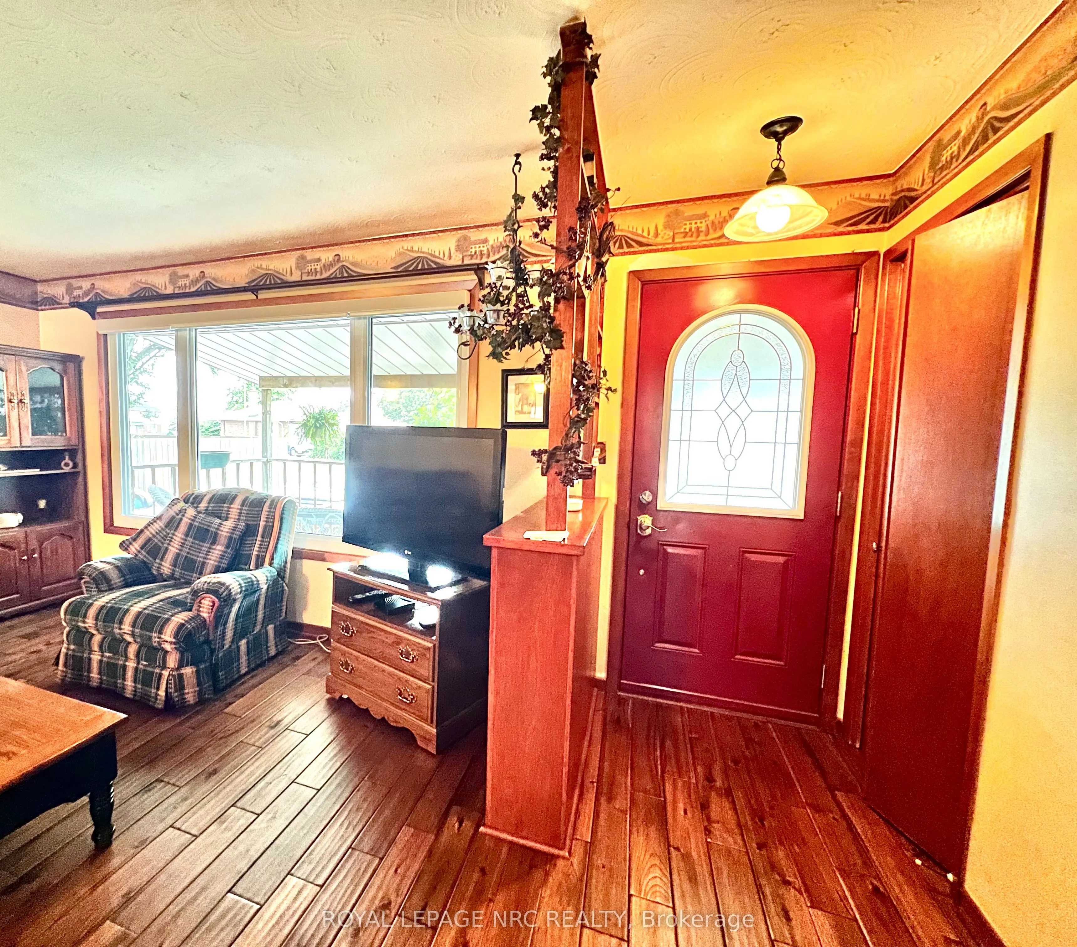 2 Pioneer Village Crescent