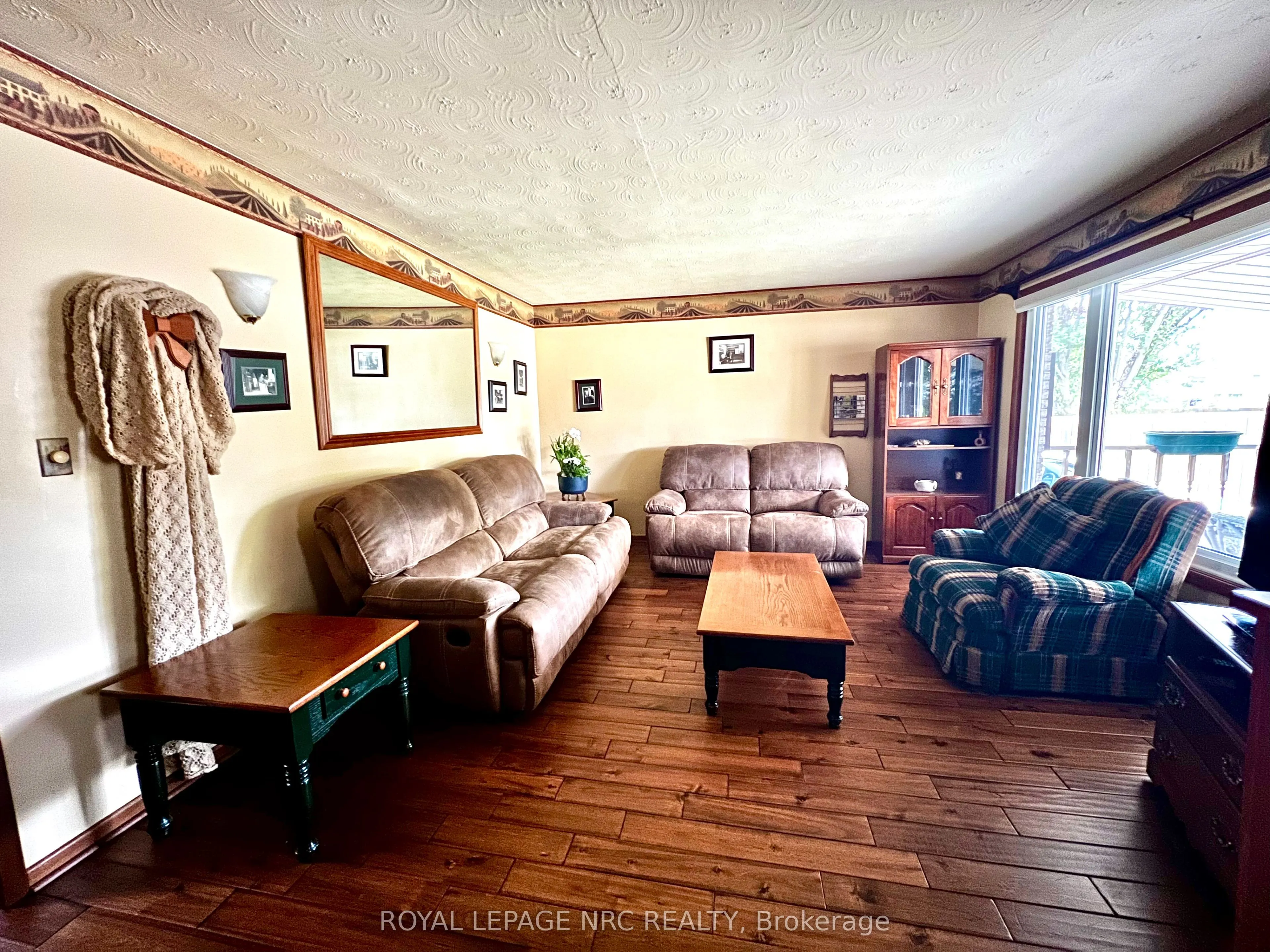 2 Pioneer Village Crescent