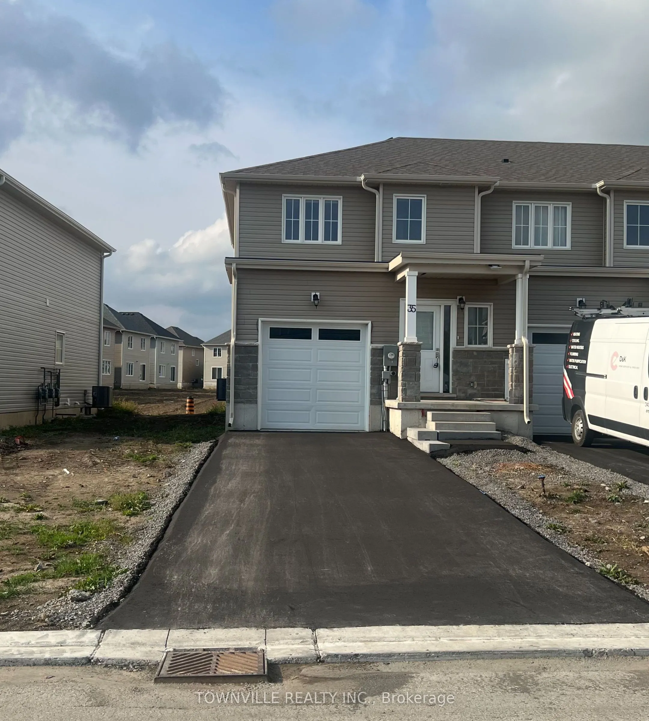 35 Lincoln Drive
