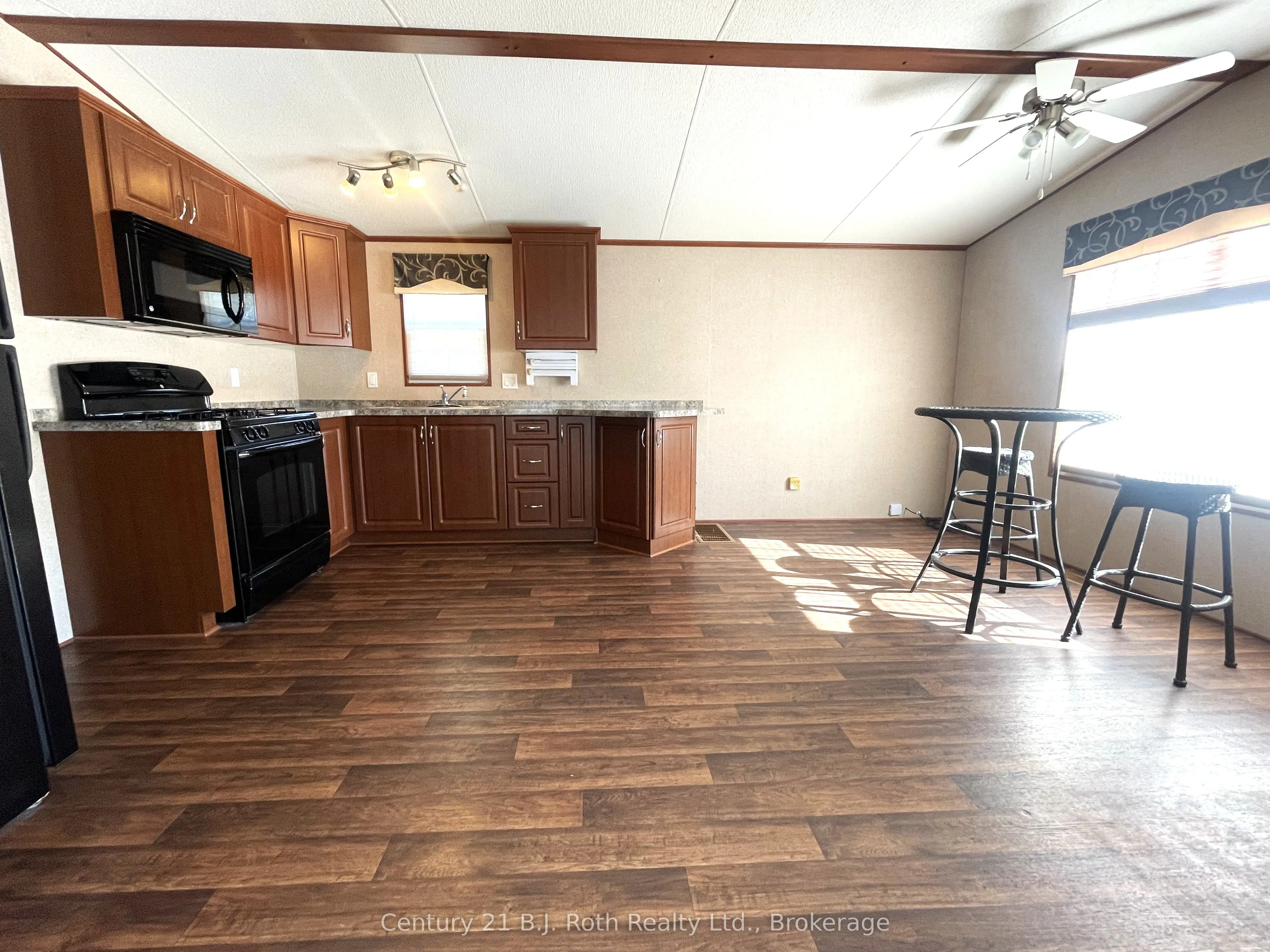 1082 Shamrock Marina Road, #32
