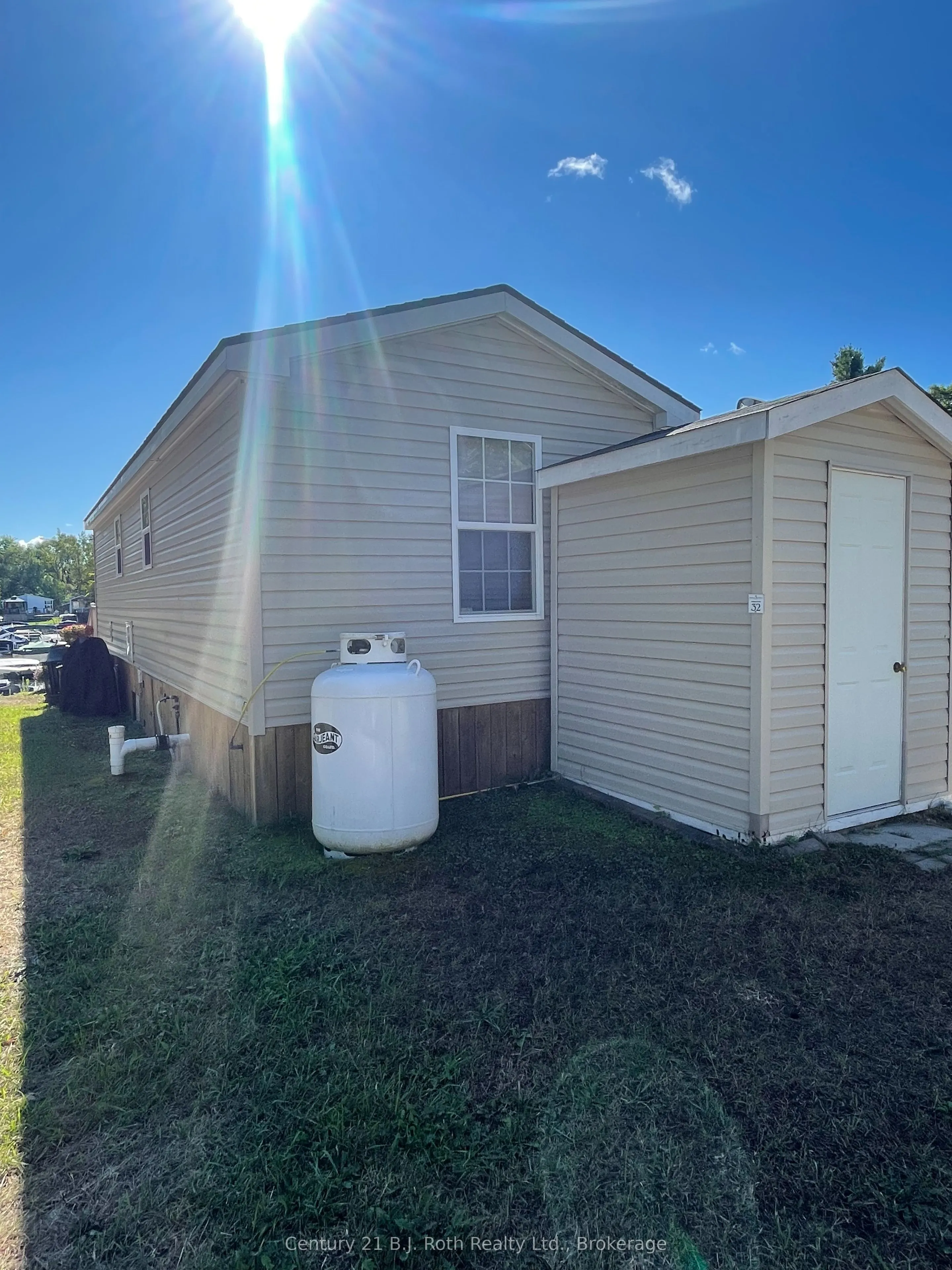 1082 Shamrock Marina Road, #32