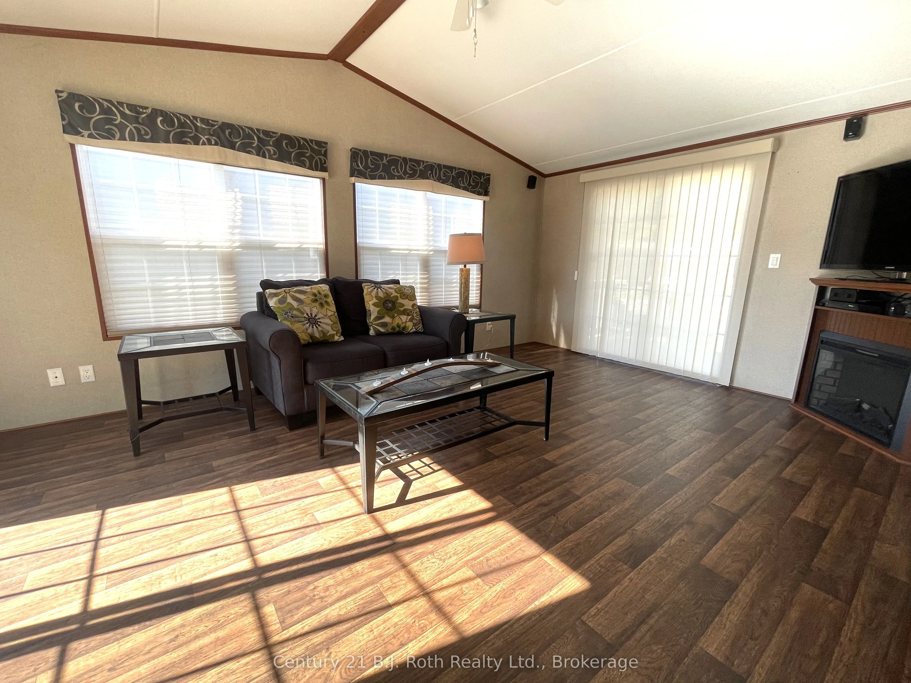 1082 Shamrock Marina Road, #32