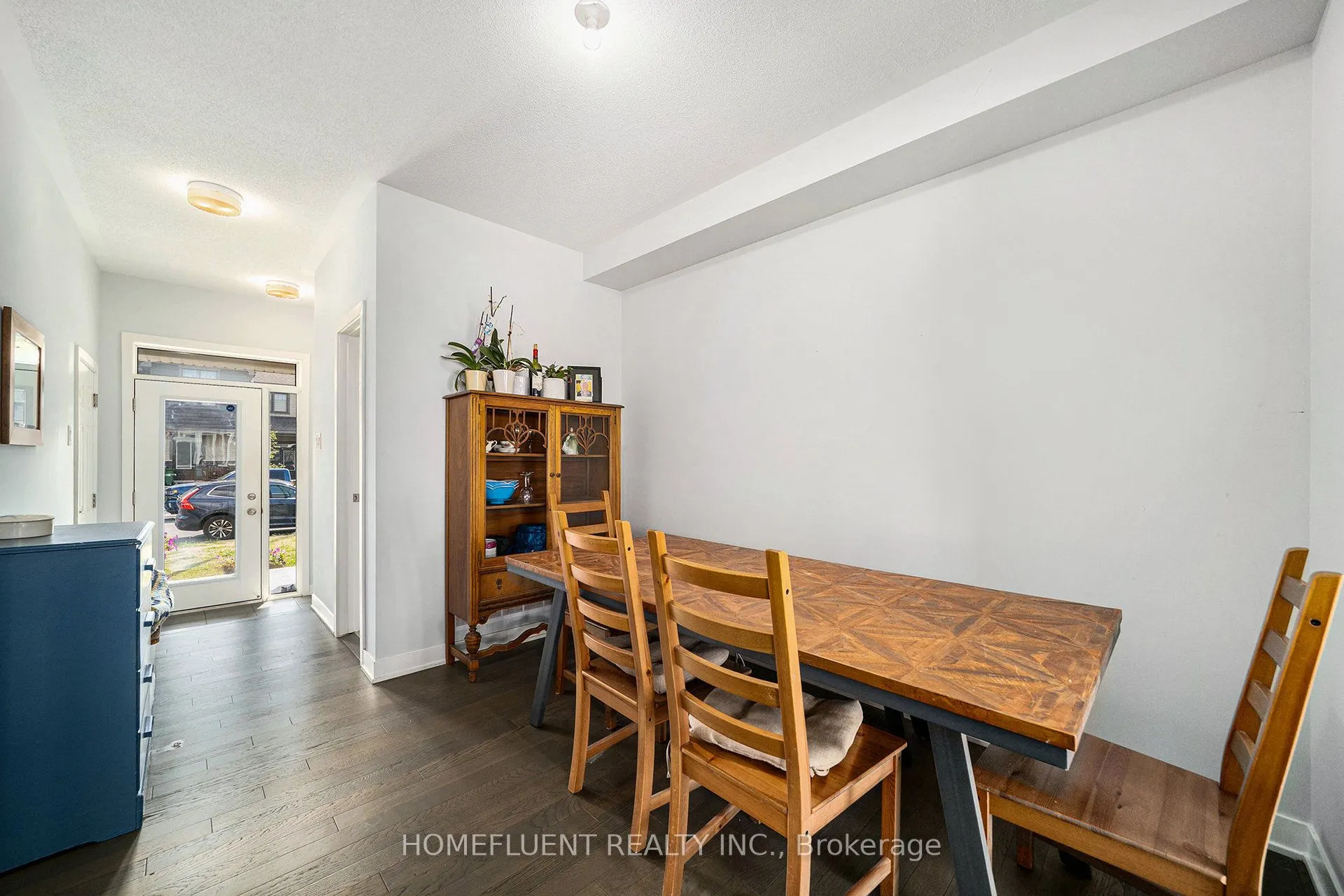 626 Allied Mews