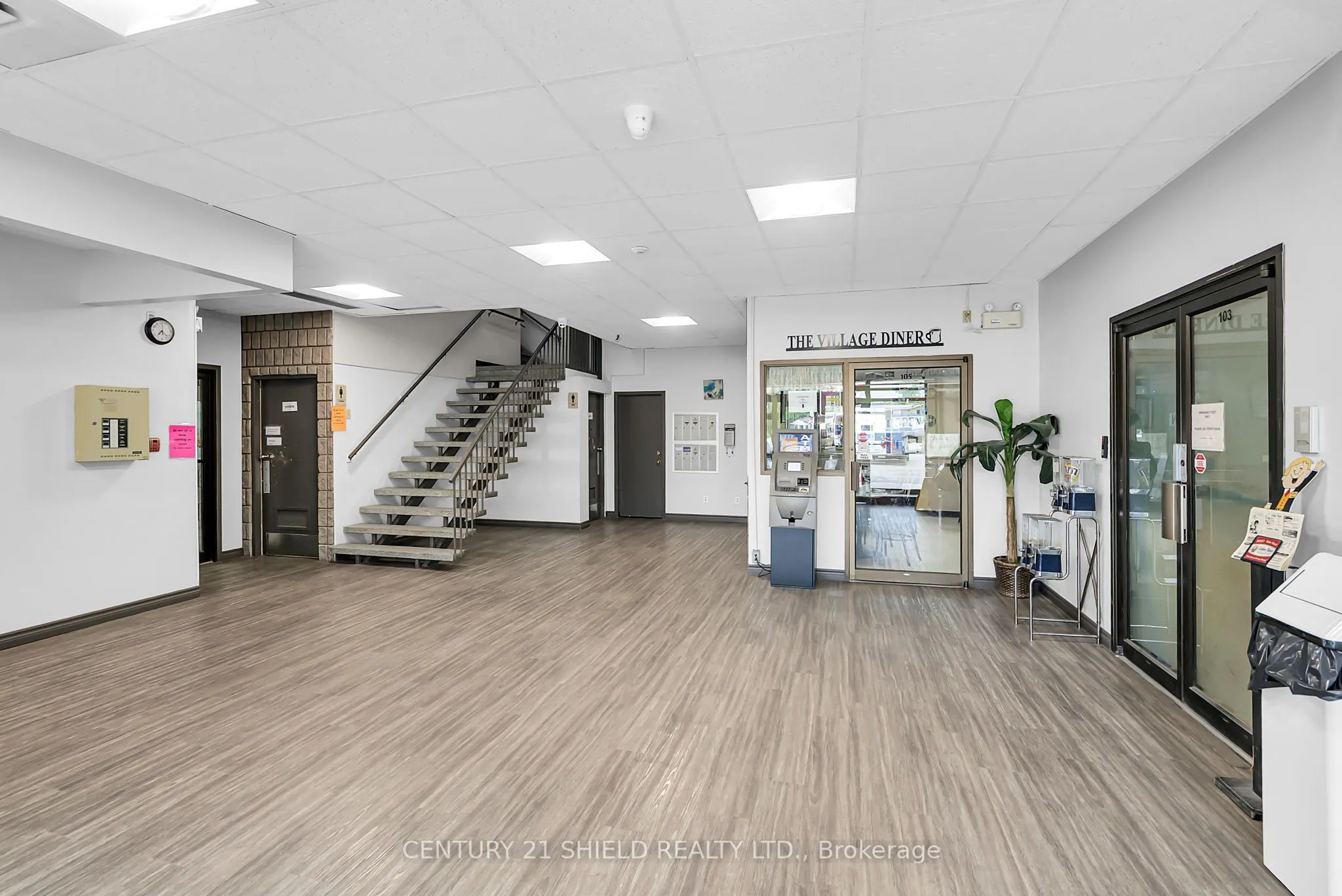 120 Tollgate Street W