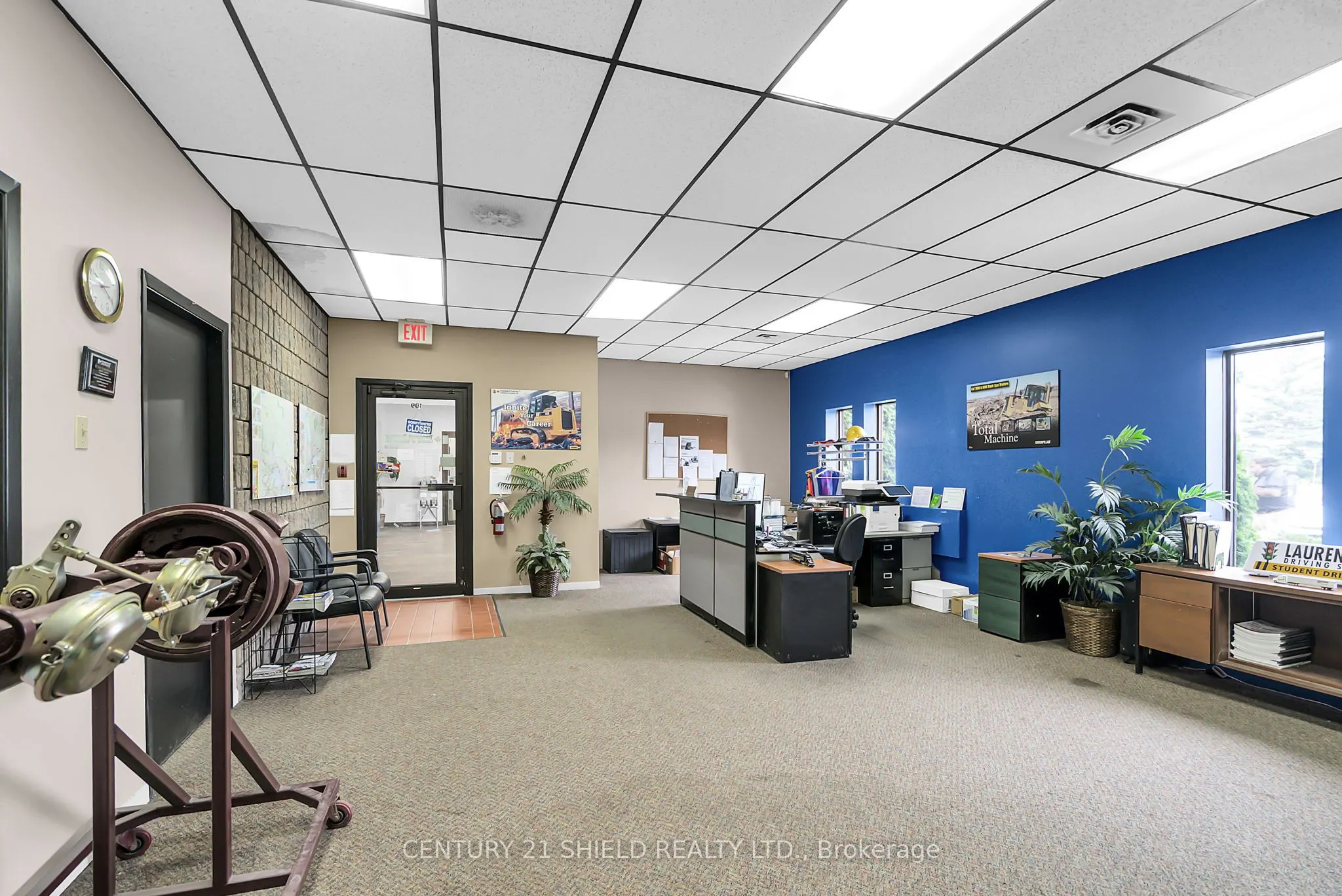 120 Tollgate Street W