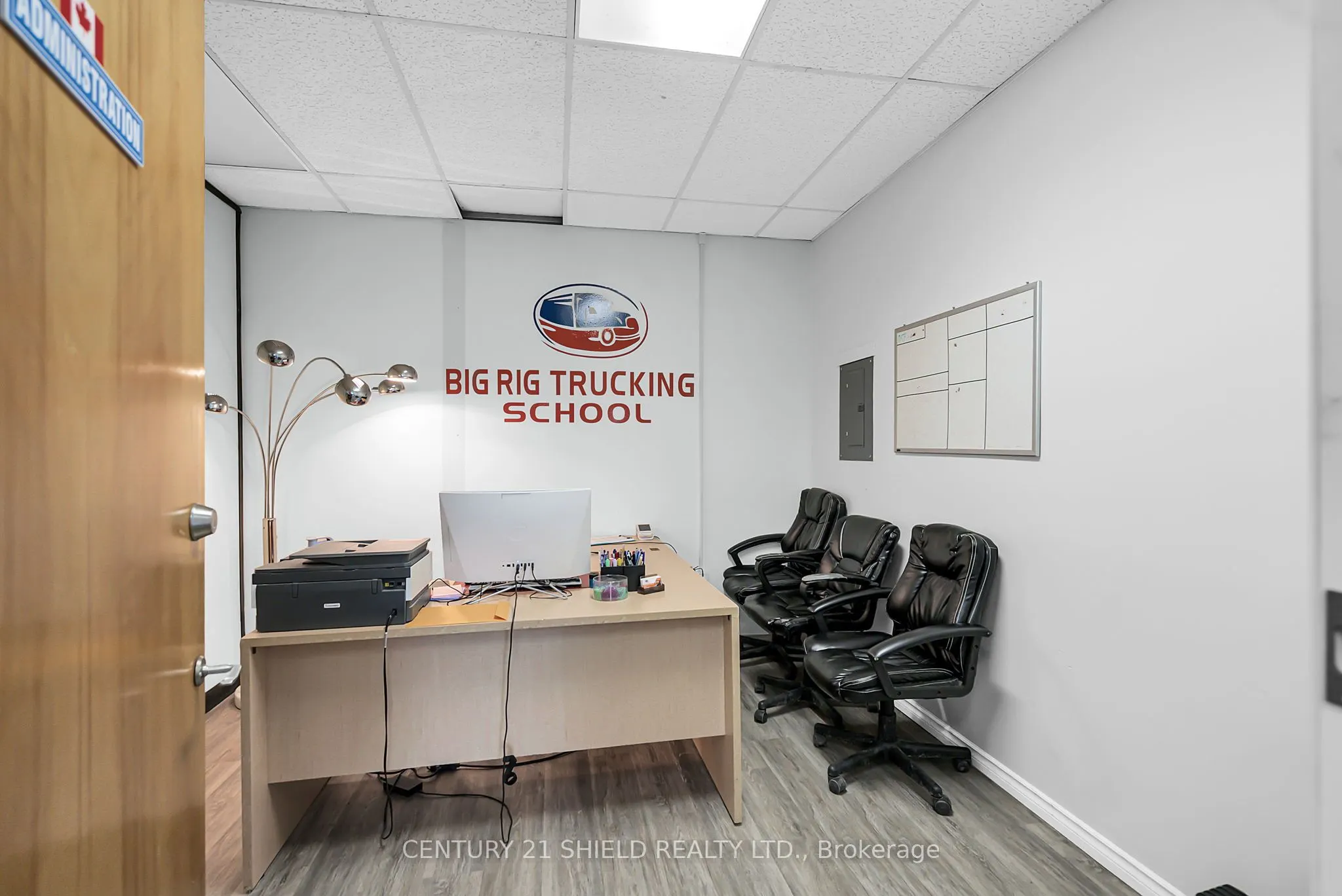 120 Tollgate Street W