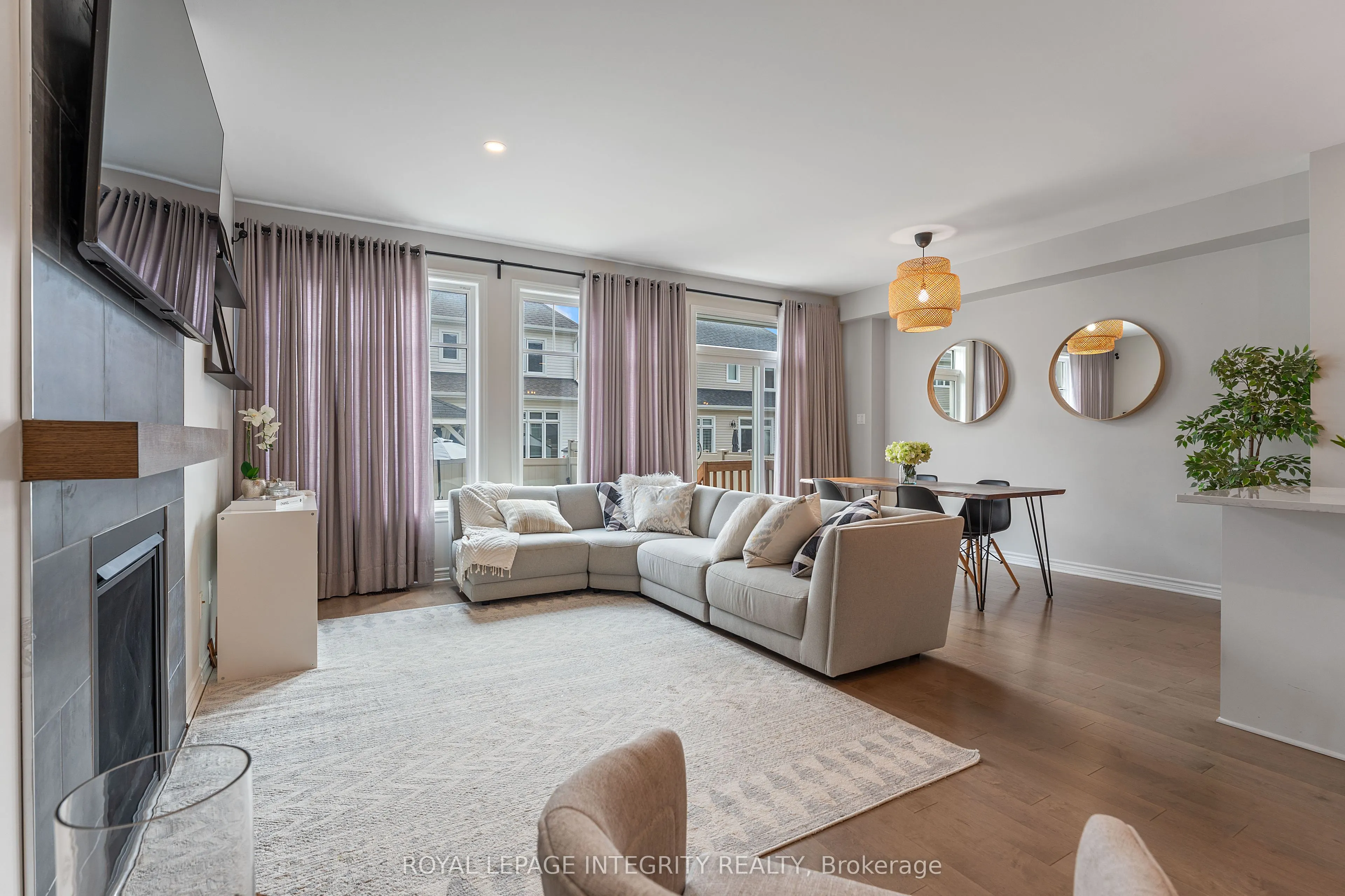 820 Clapham Terrace
