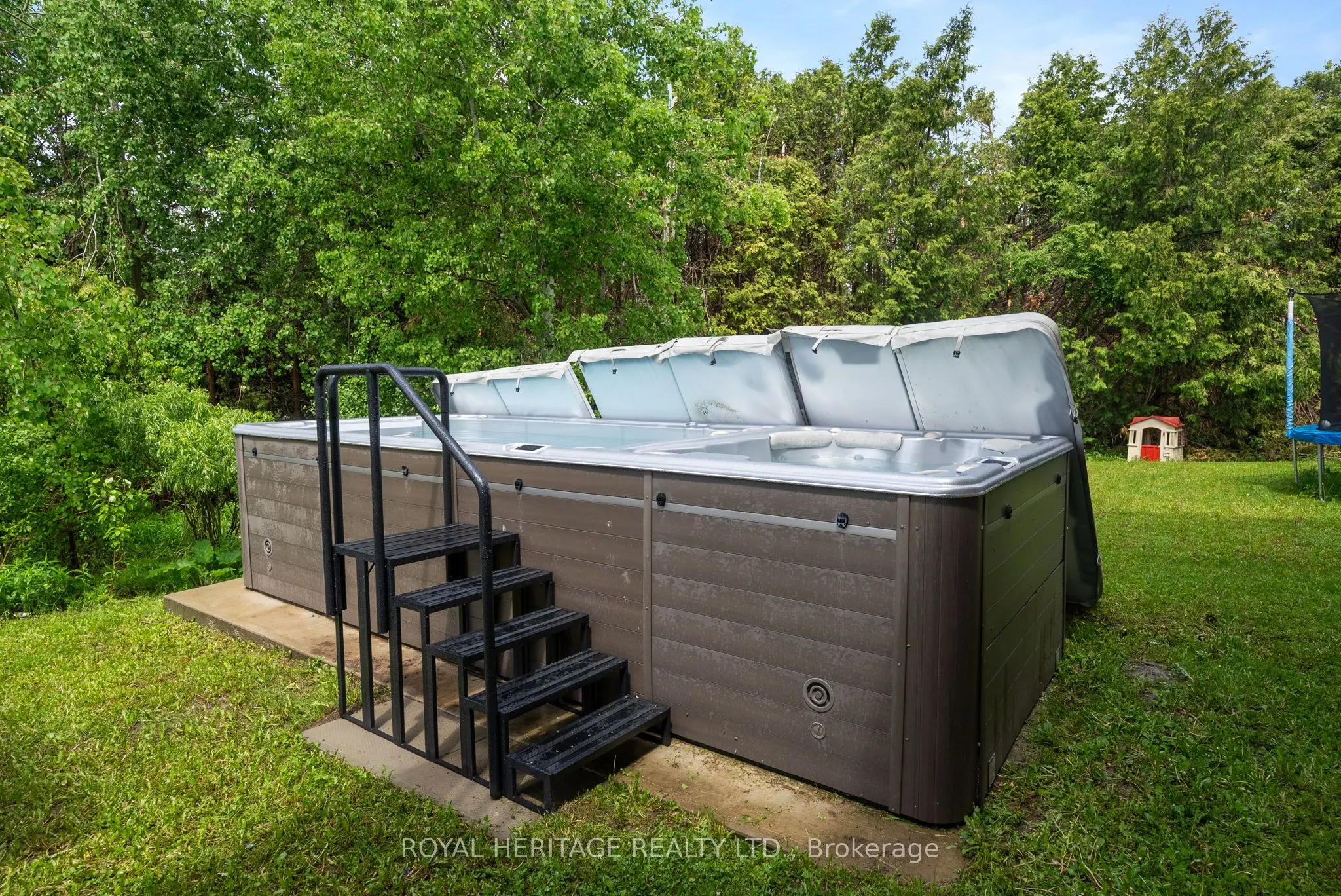 2 William Campbell Road