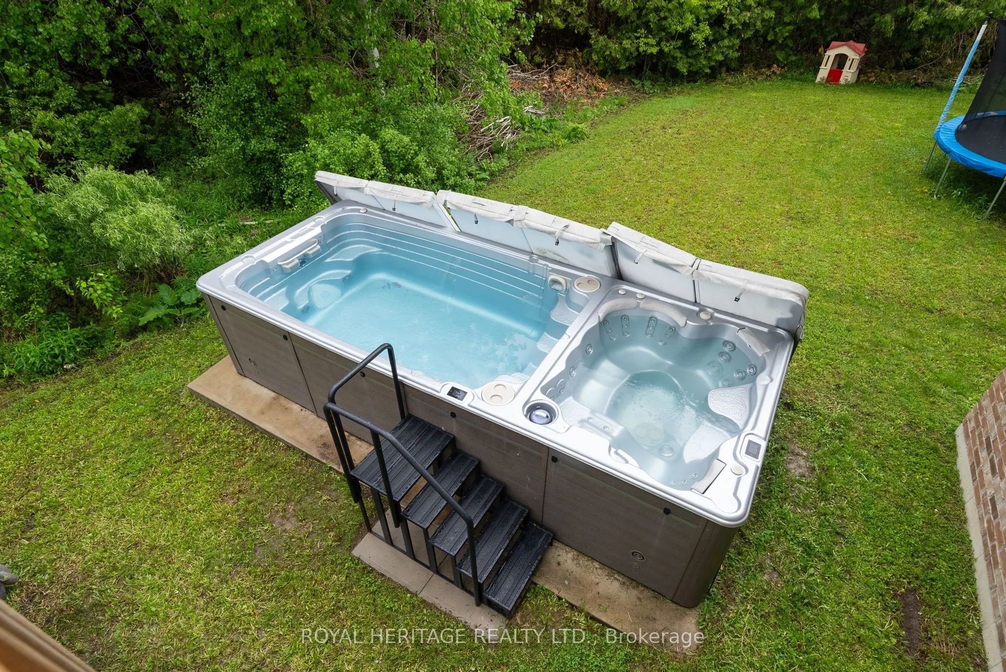 2 William Campbell Road