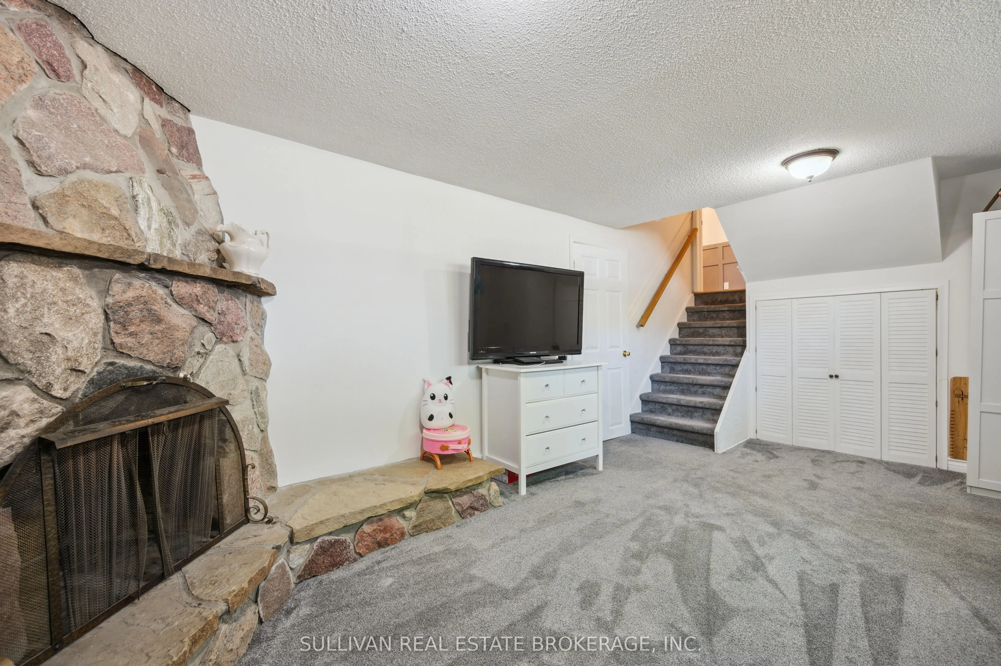 185 Carter Avenue