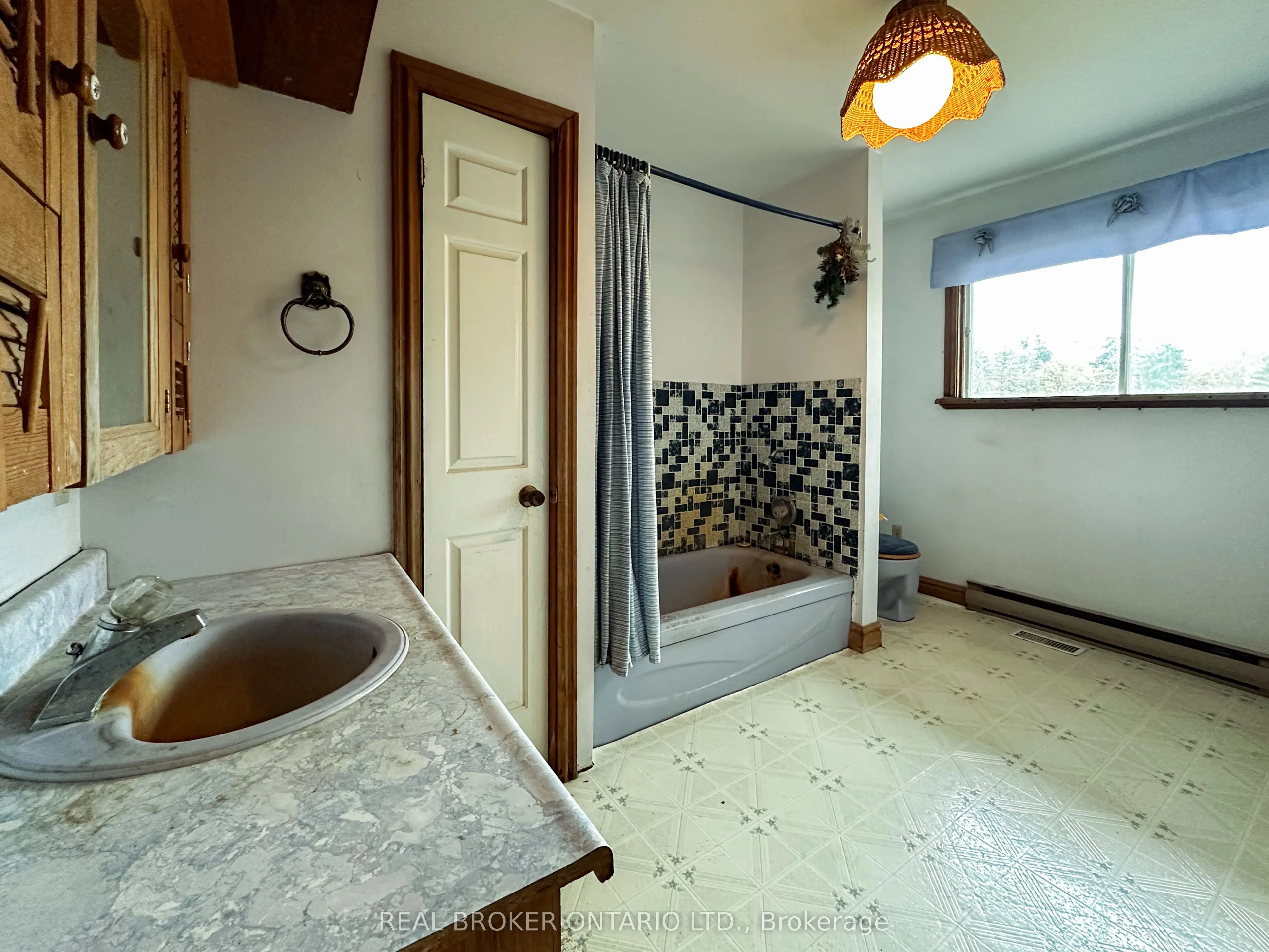 1361 Zealand Road