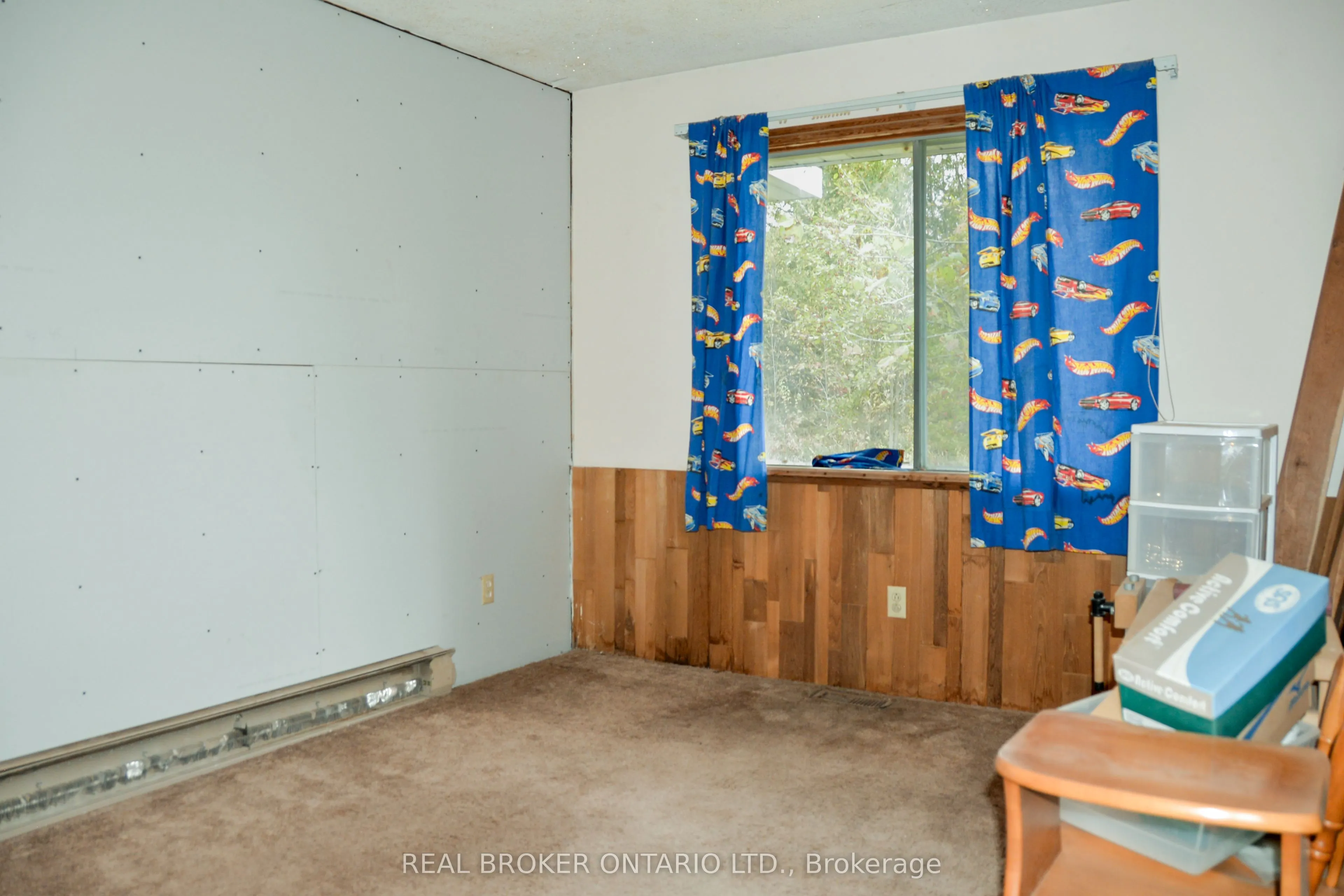 1361 Zealand Road