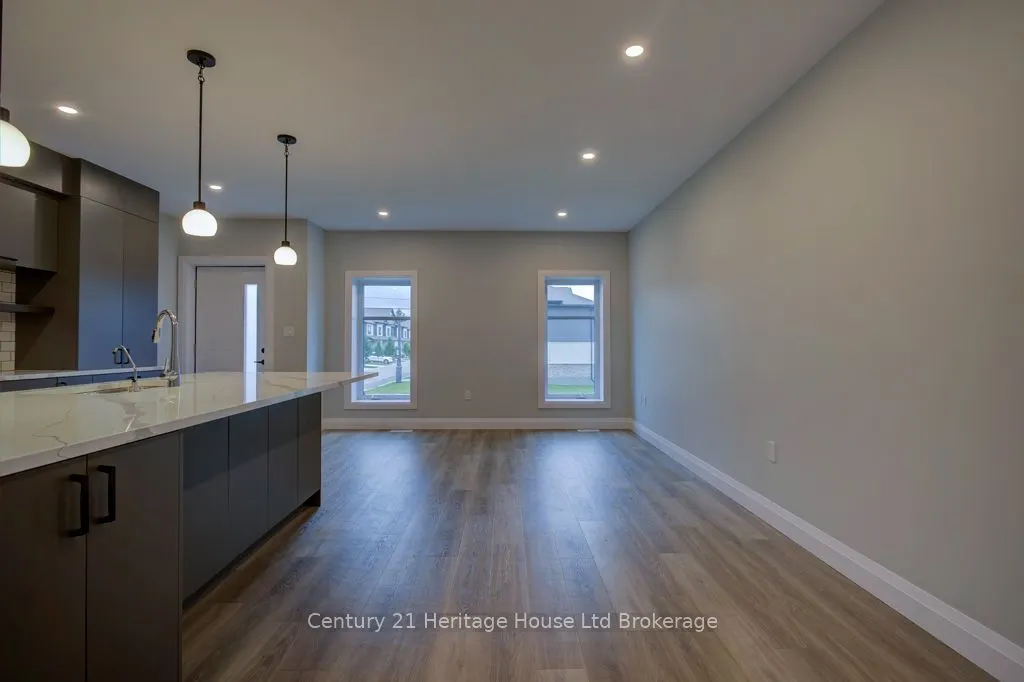 361 Quarter Town Line, #1103