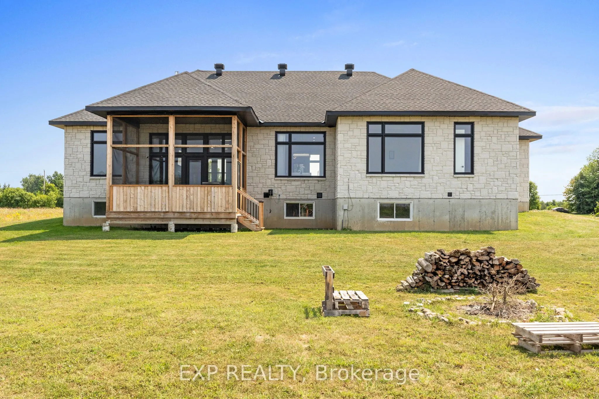 13708 County Rd 15 Road