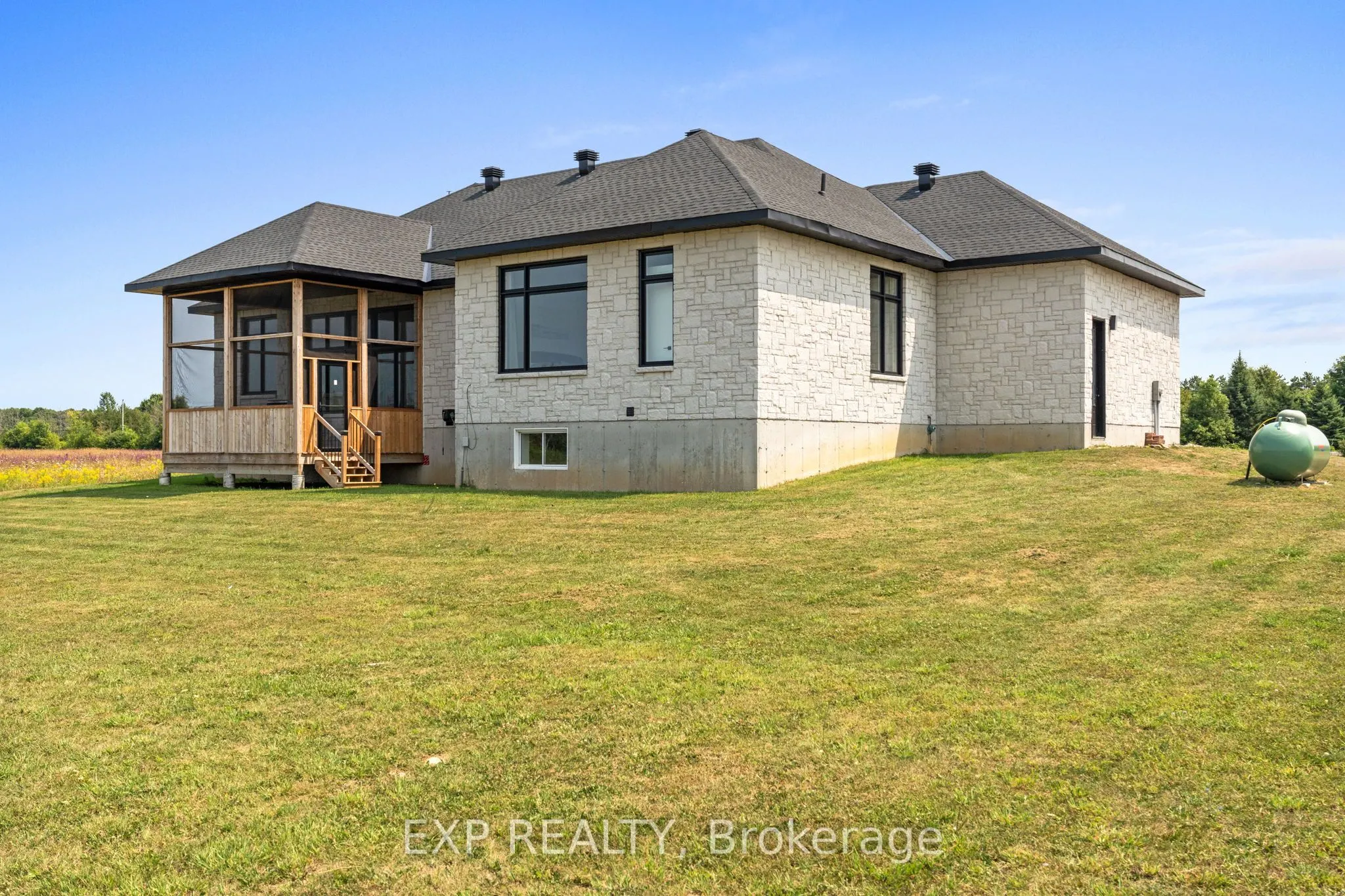 13708 County Rd 15 Road
