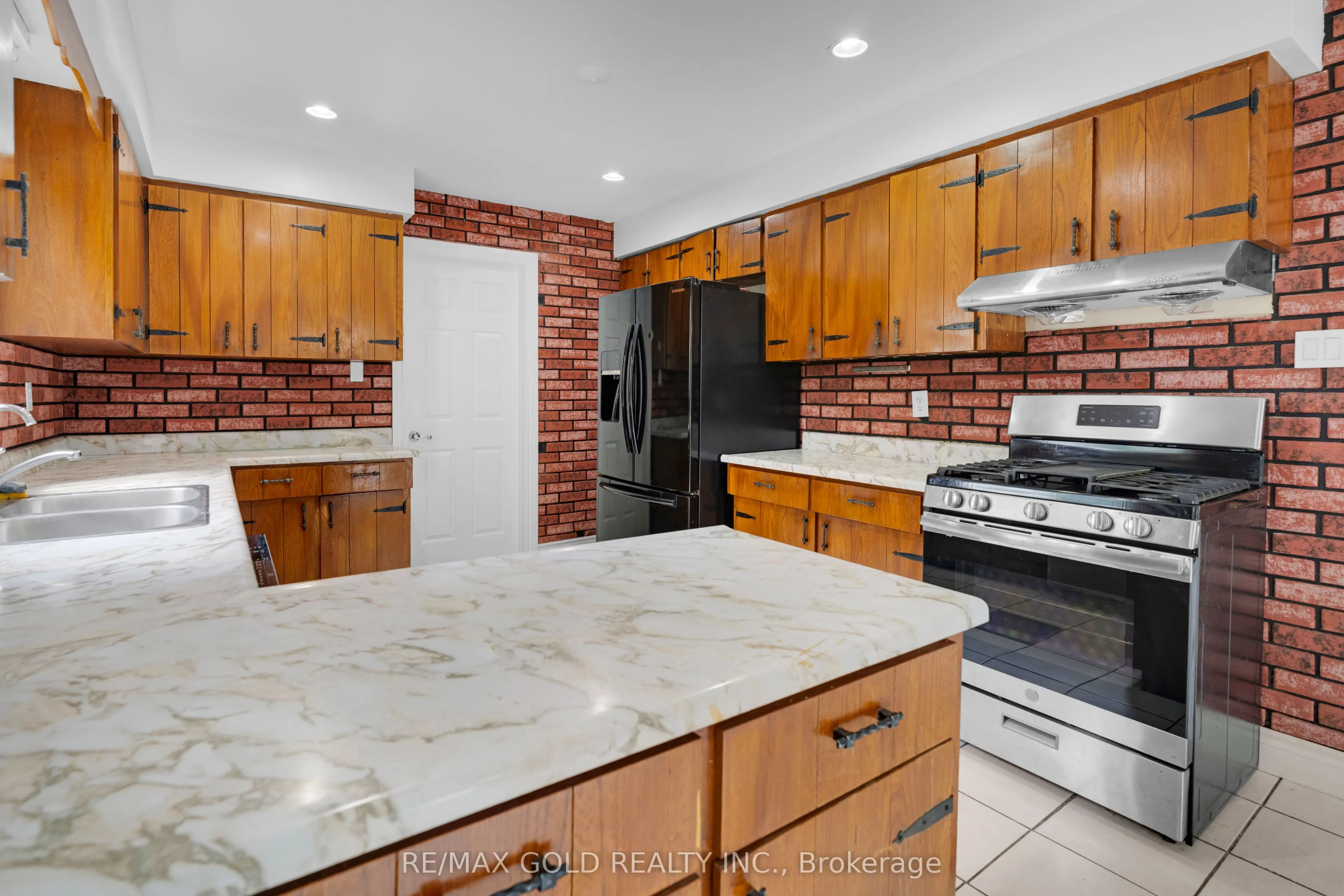 3 Cedar Grove Road