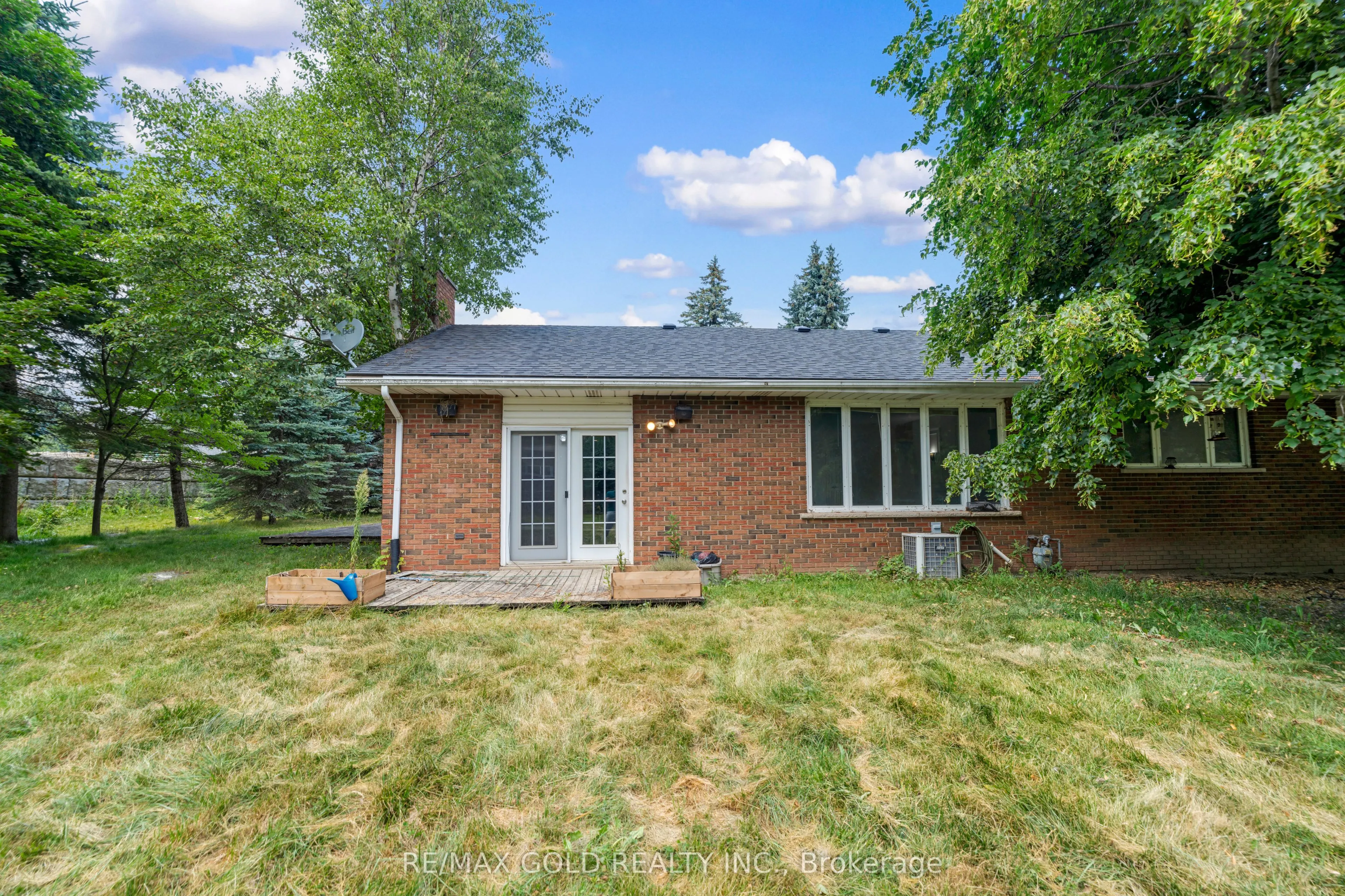 3 Cedar Grove Road