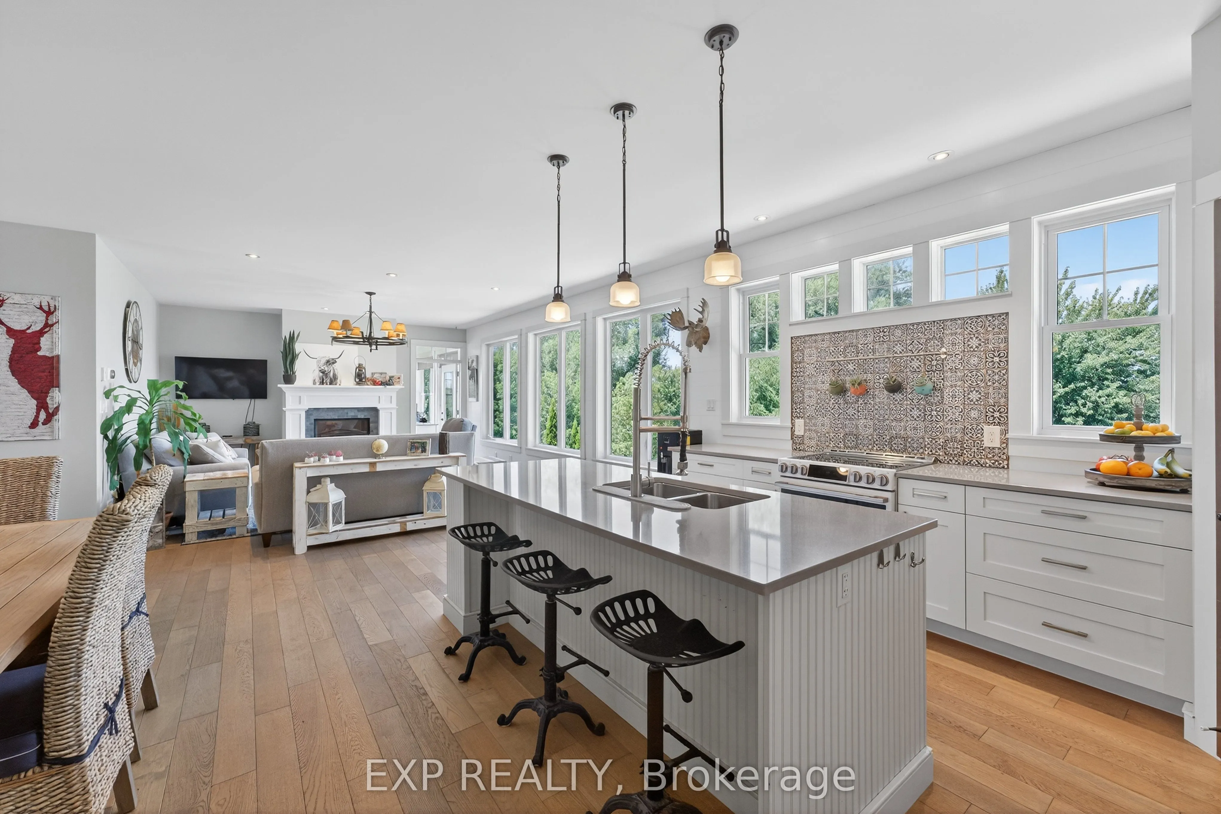 12 Olde Stone Road