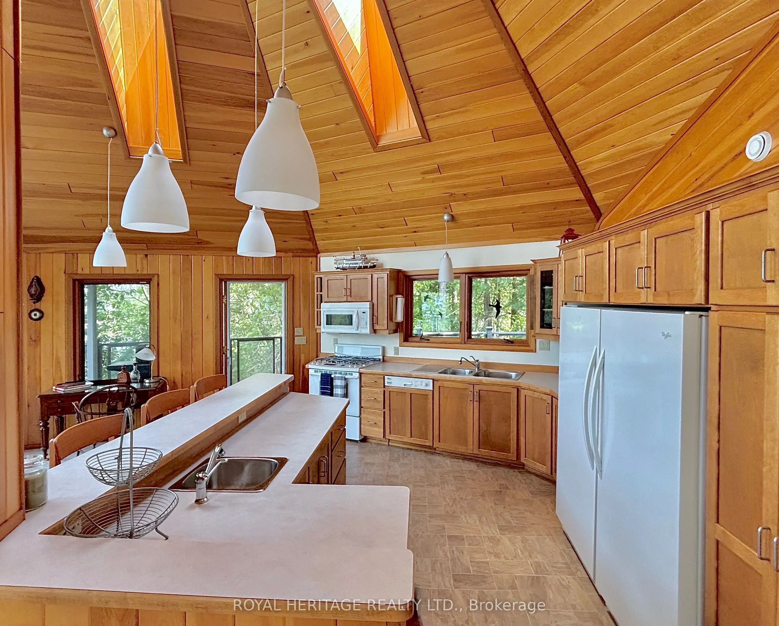 7224 ISLAND 630 GEORGIAN BAY