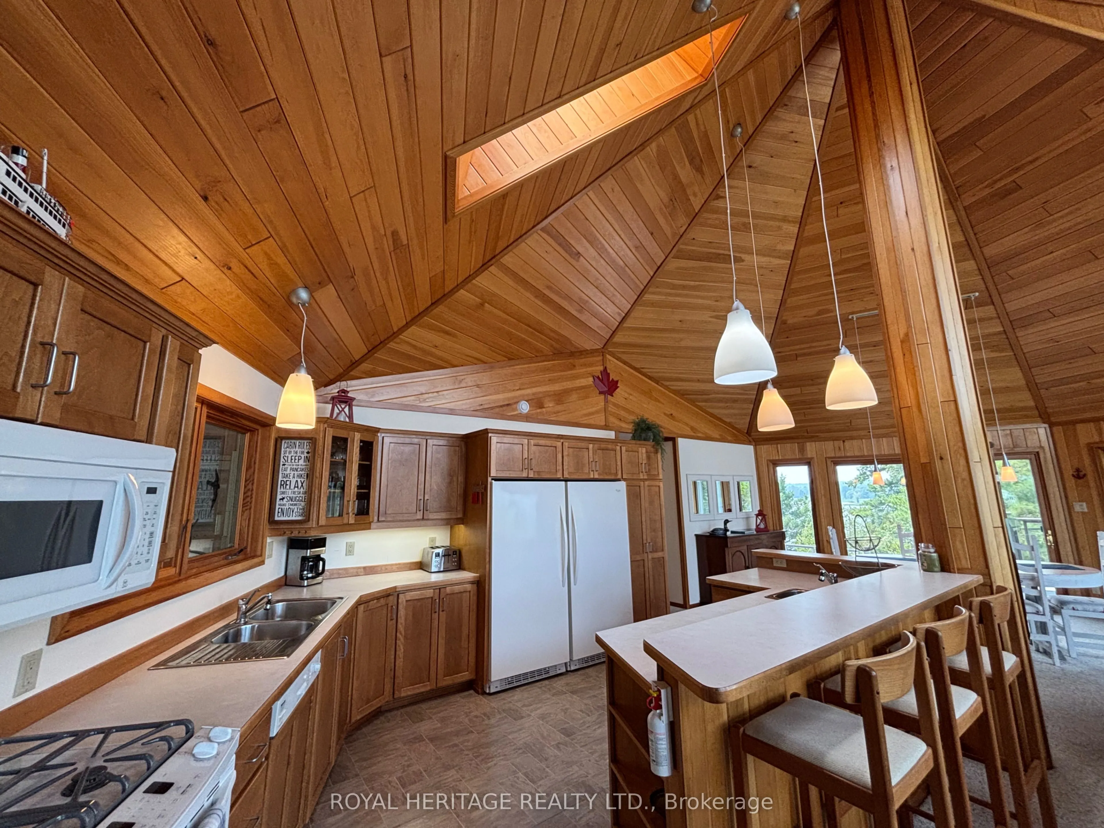 7224 ISLAND 630 GEORGIAN BAY