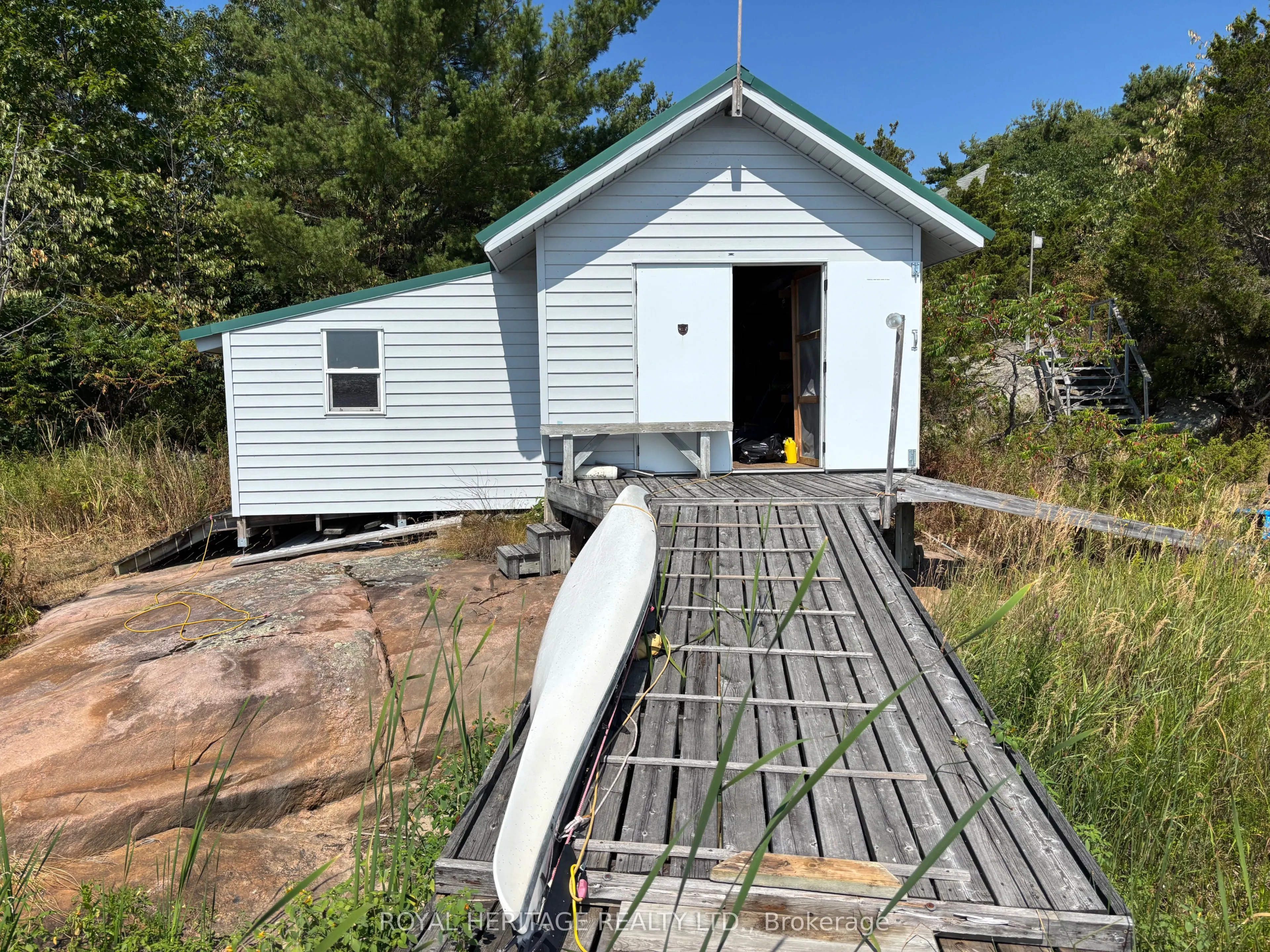 7224 ISLAND 630 GEORGIAN BAY