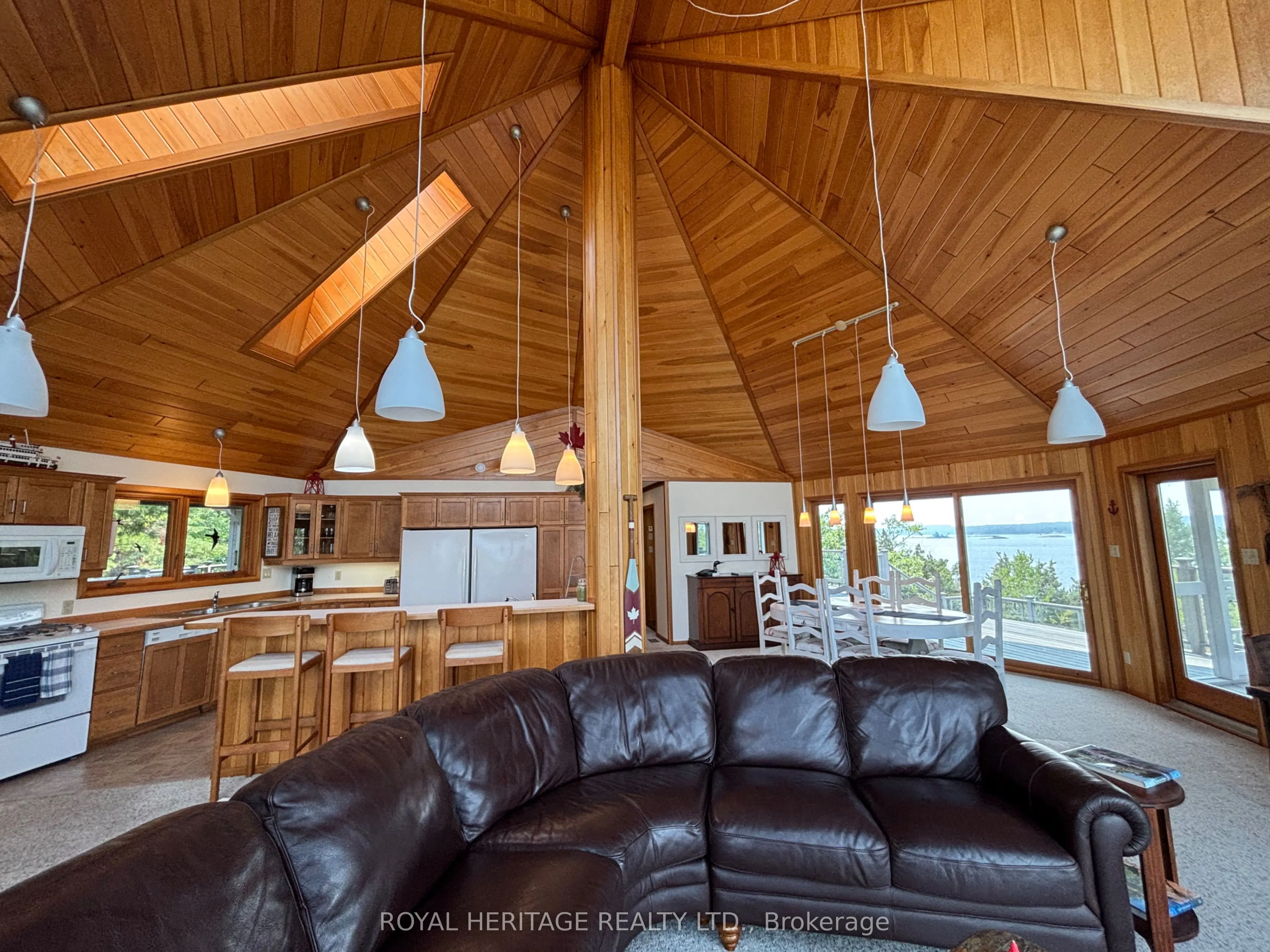 7224 ISLAND 630 GEORGIAN BAY