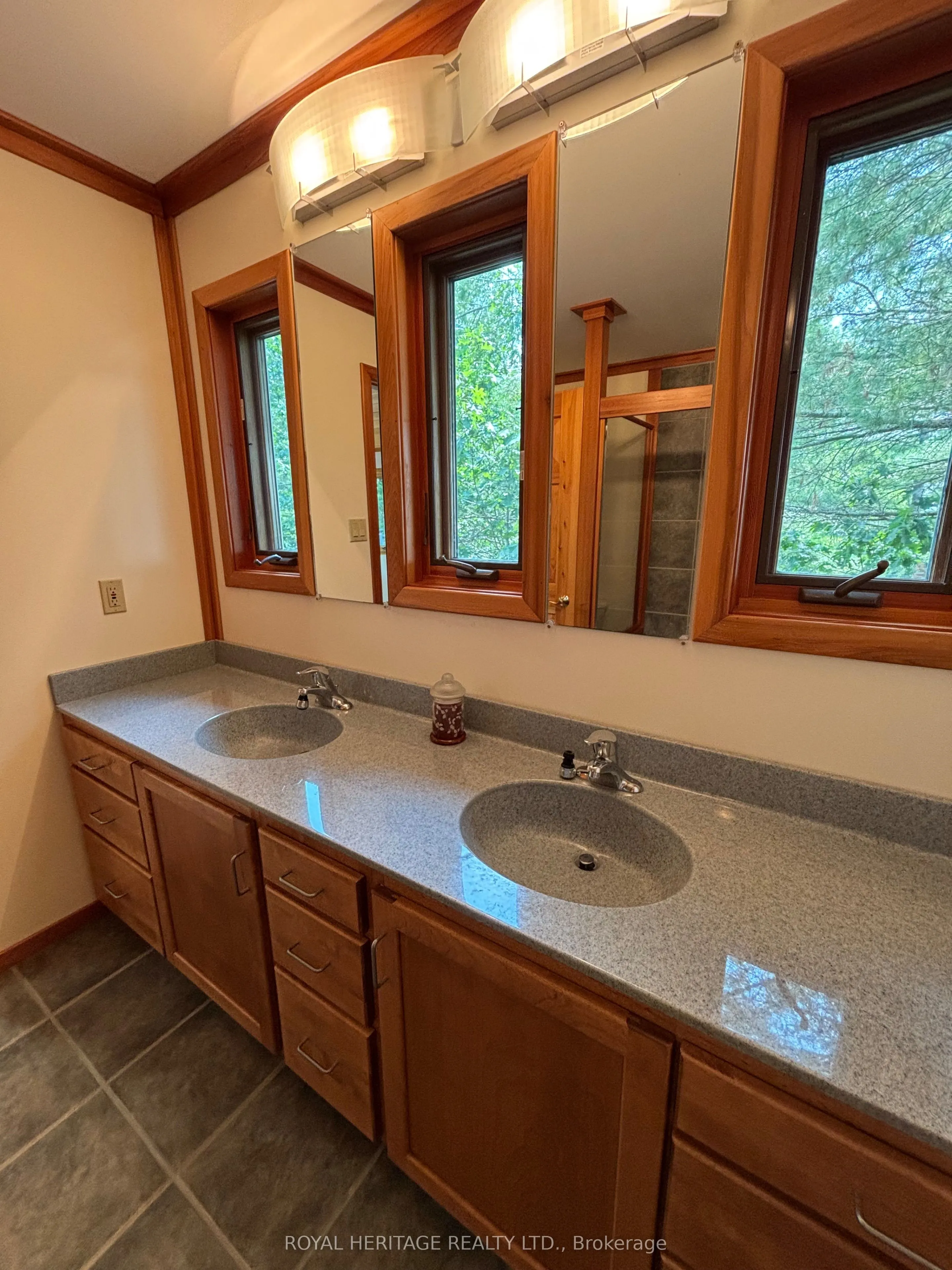 7224 ISLAND 630 GEORGIAN BAY
