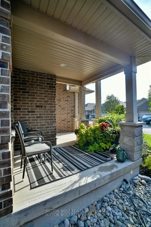 295 Mogg Street, #2