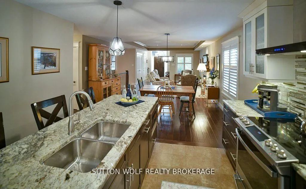 295 Mogg Street, #2