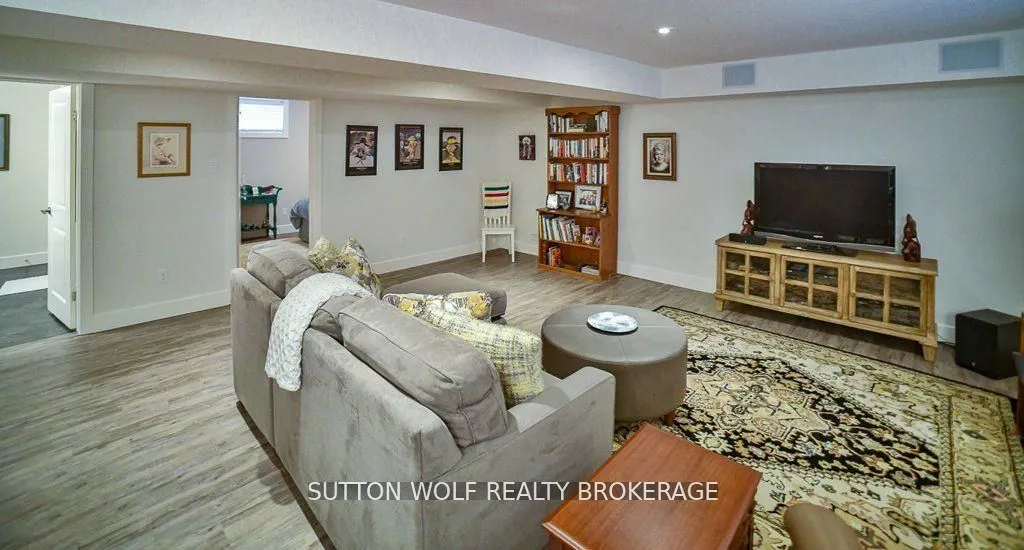 295 Mogg Street, #2
