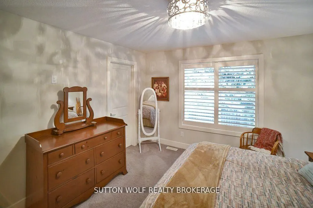 295 Mogg Street, #2