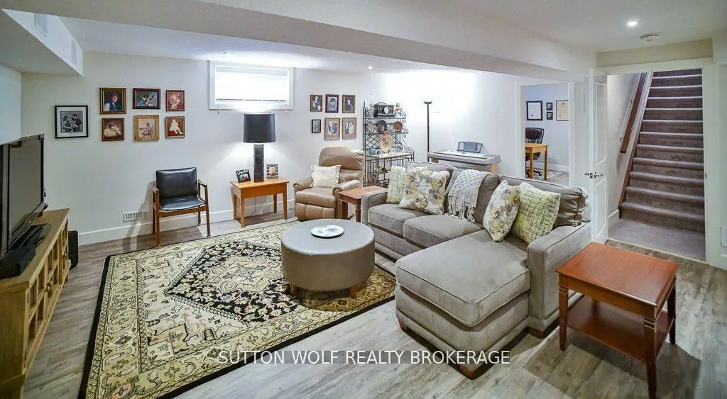 295 Mogg Street, #2
