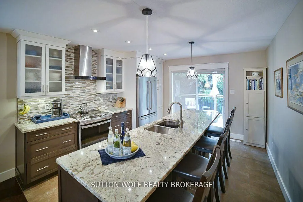 295 Mogg Street, #2