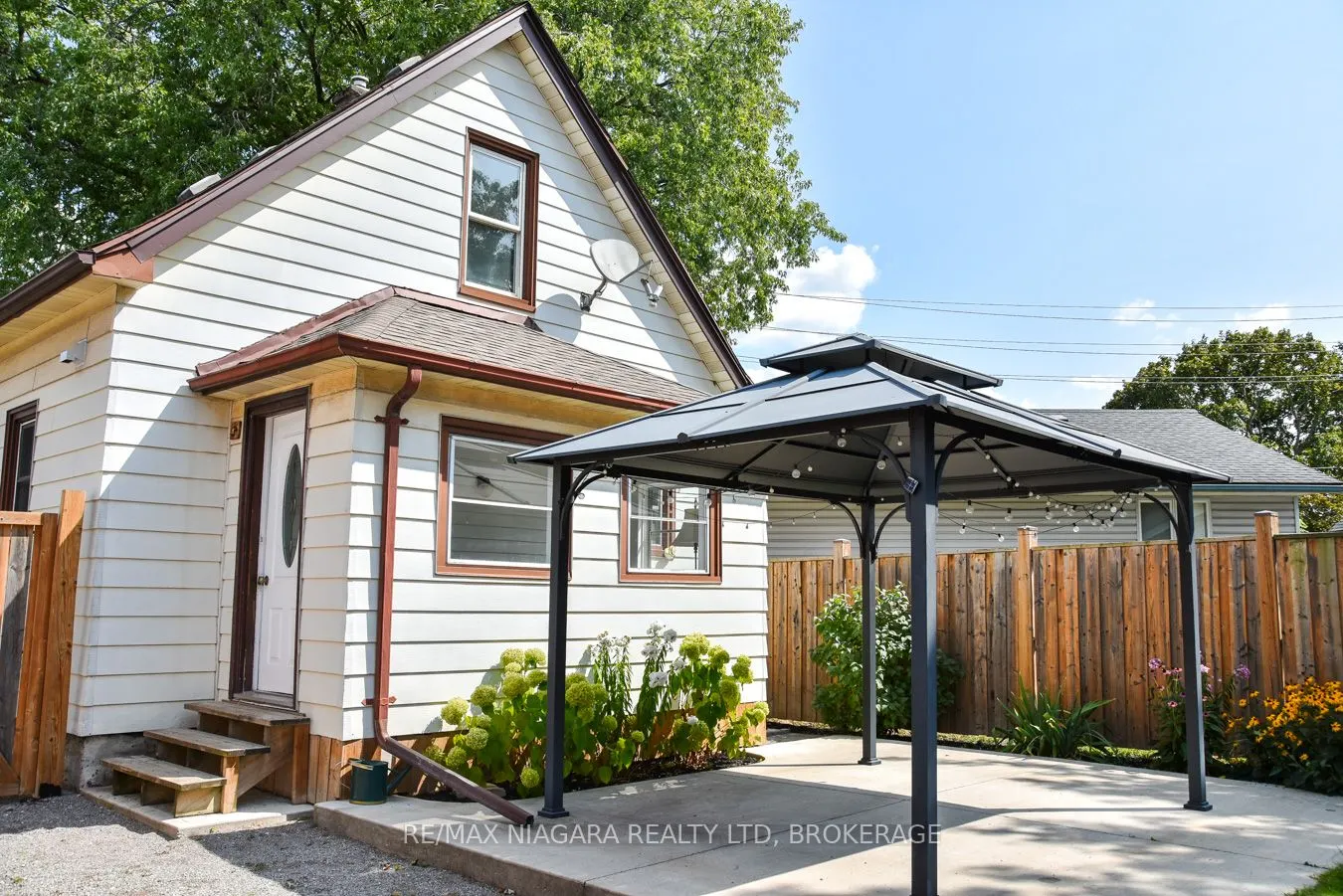 22 Bertram Street