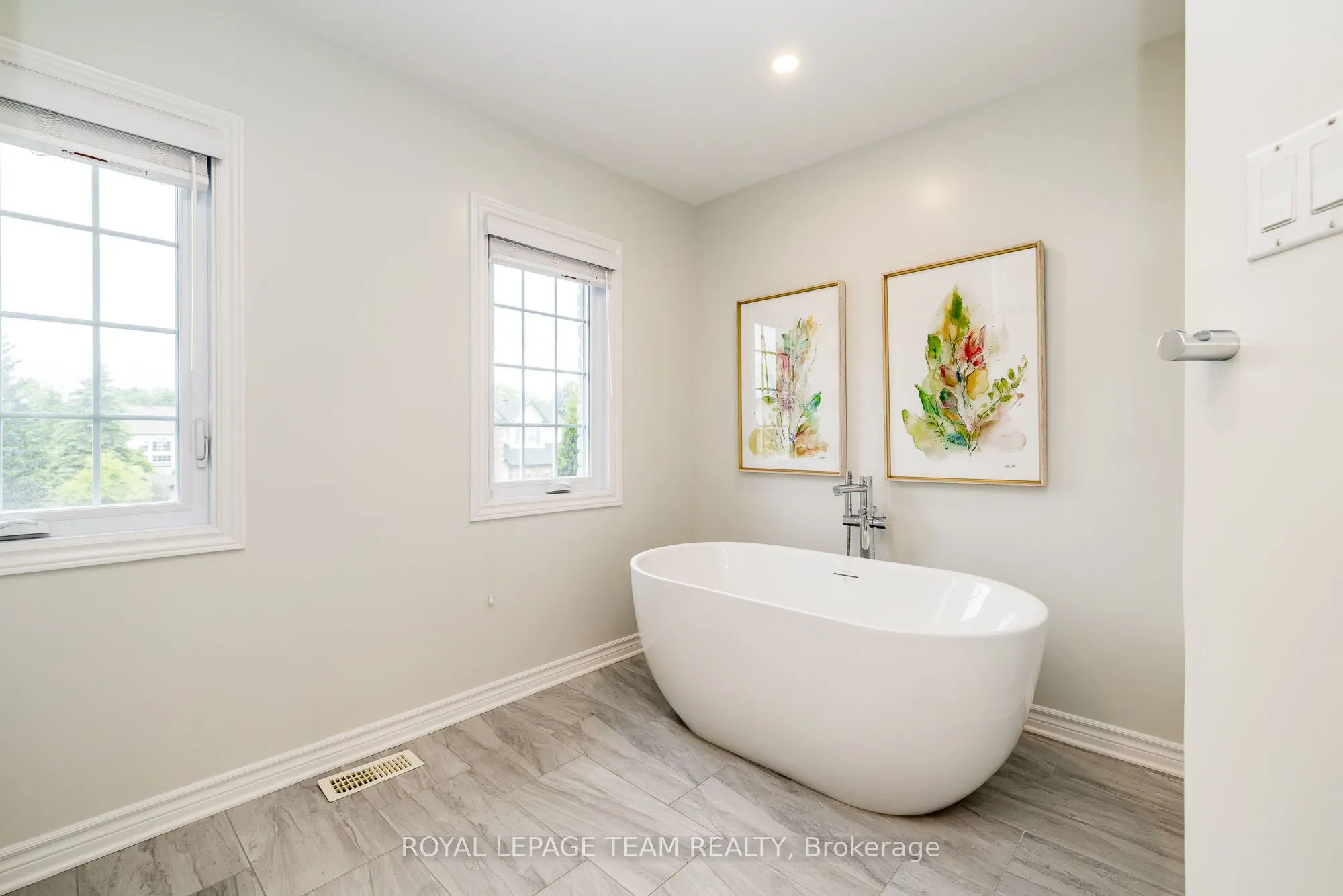 10 Beechgrove Gardens