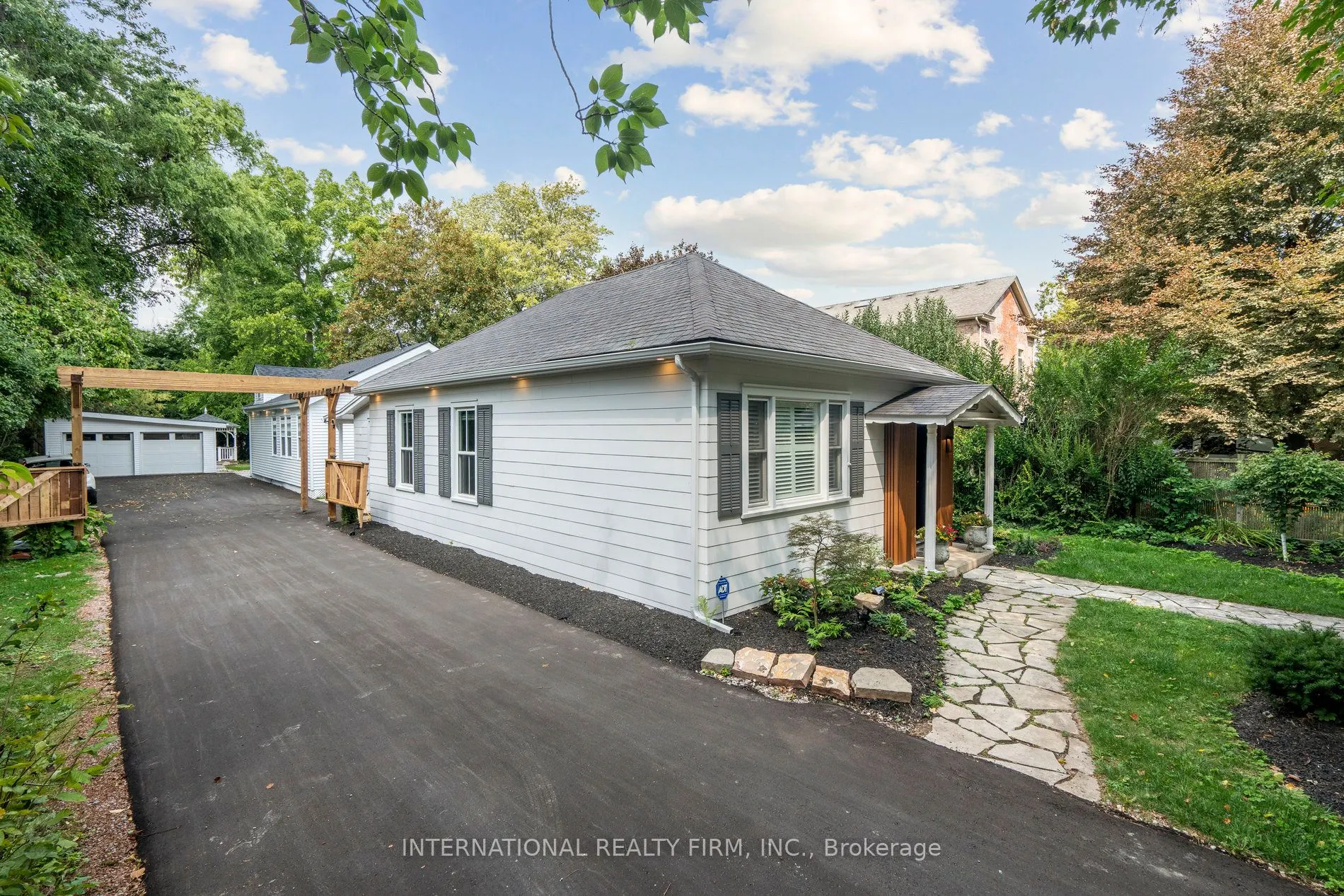 267 Davy Street